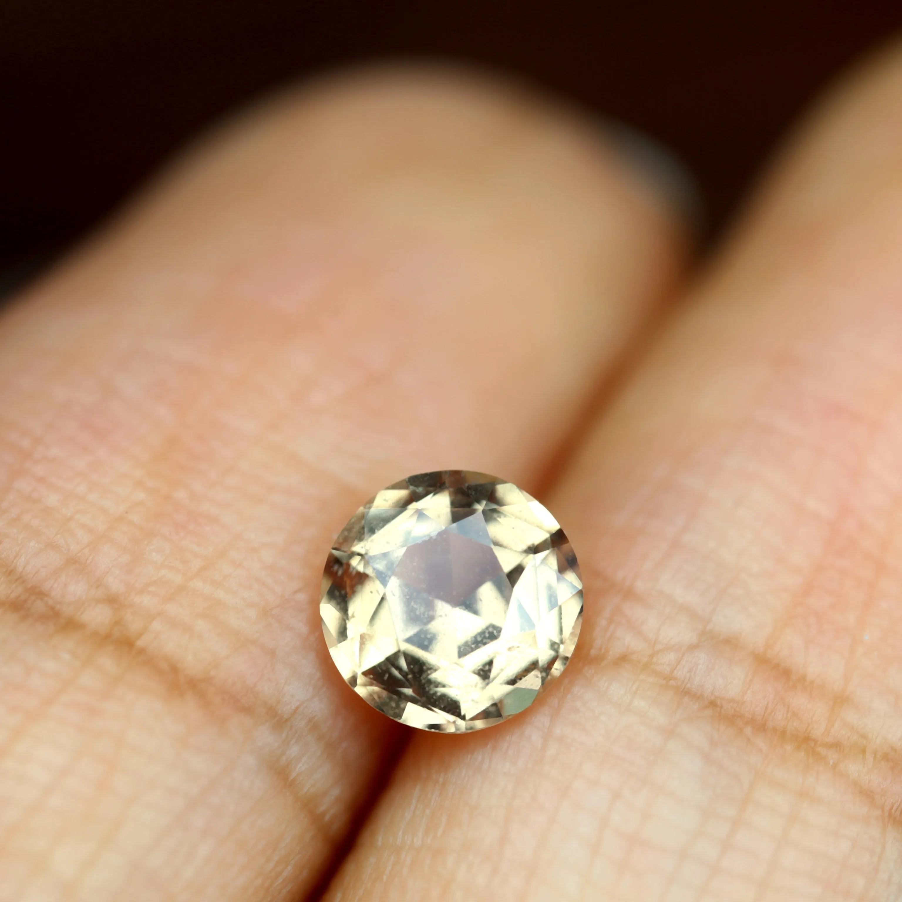 0.86ct Certified Natural Champagne Sapphire