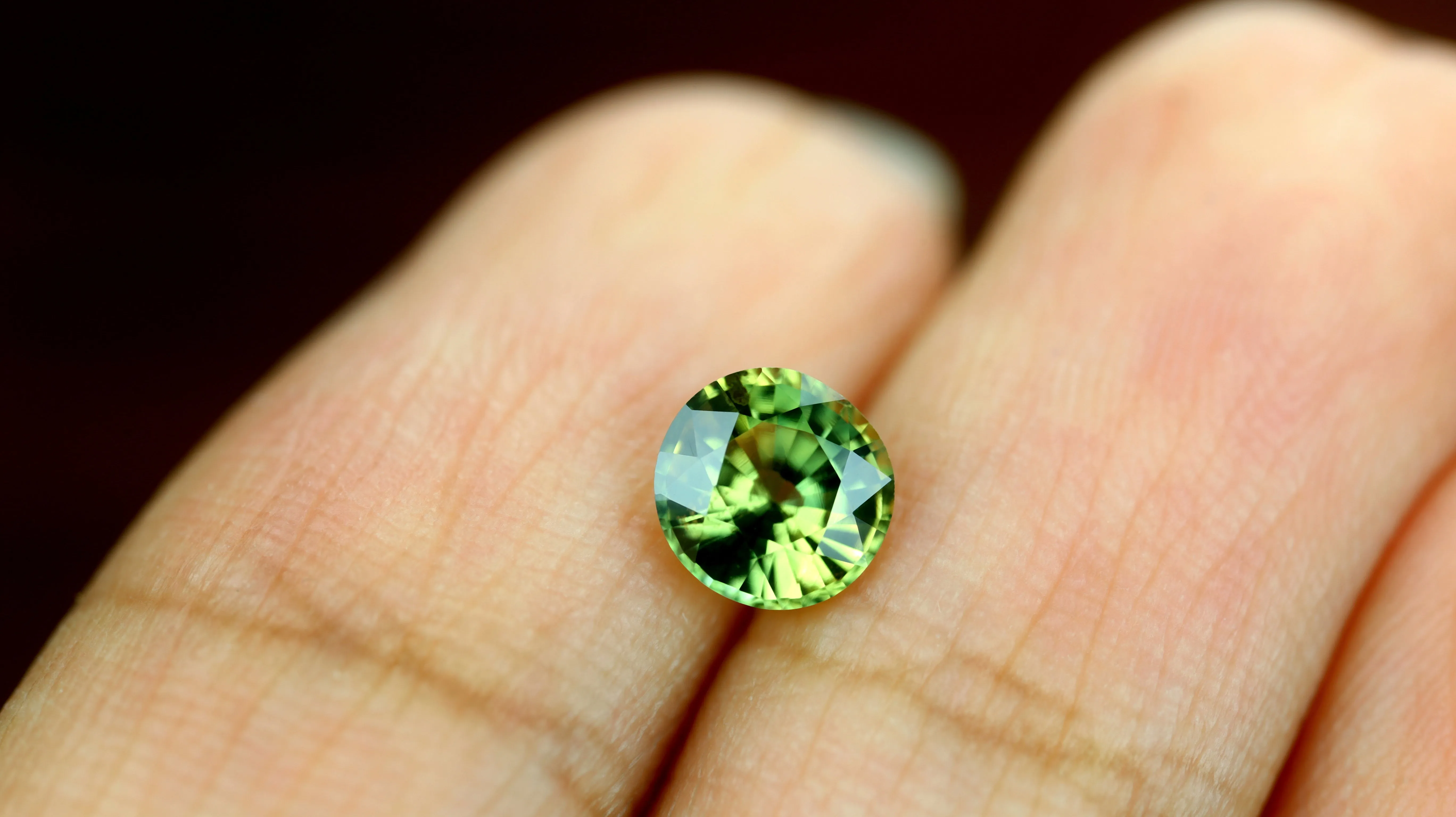 0.87ct Certified Natural Green Sapphire