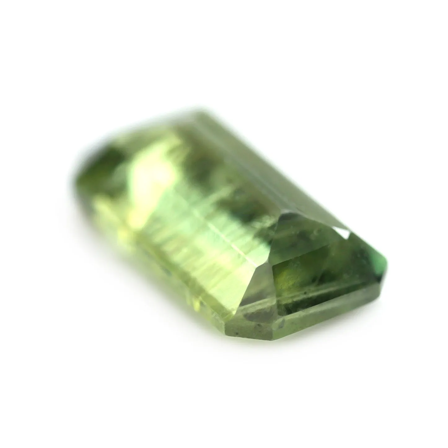 0.87ct Certified Natural Green Sapphire