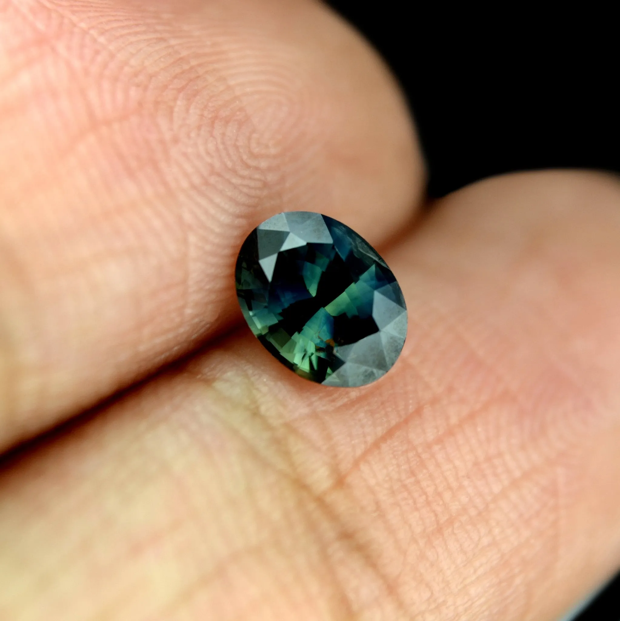 0.88 ct Certified Natural Teal Sapphire