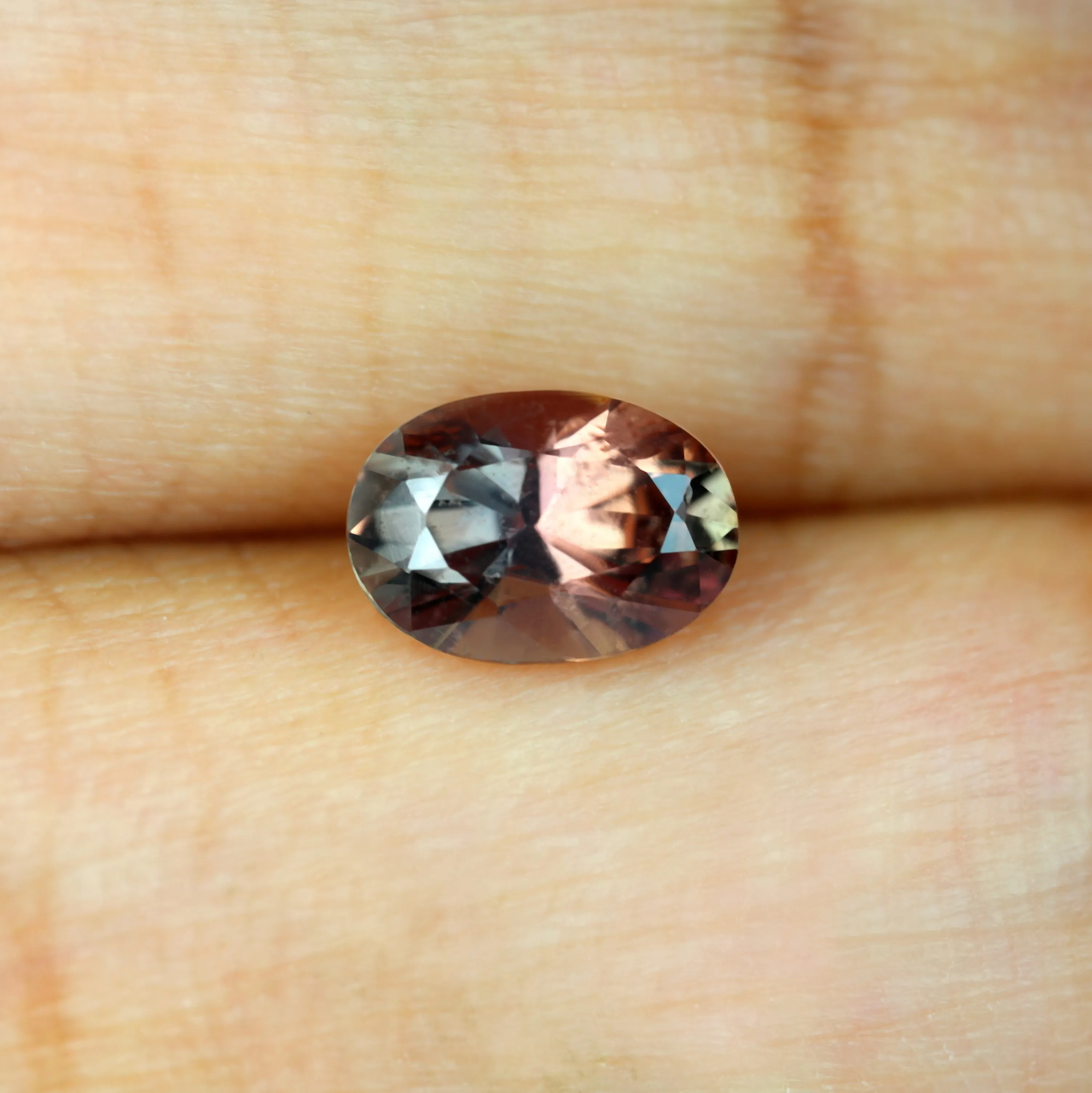 0.88ct Certified Natural Peach Sapphire