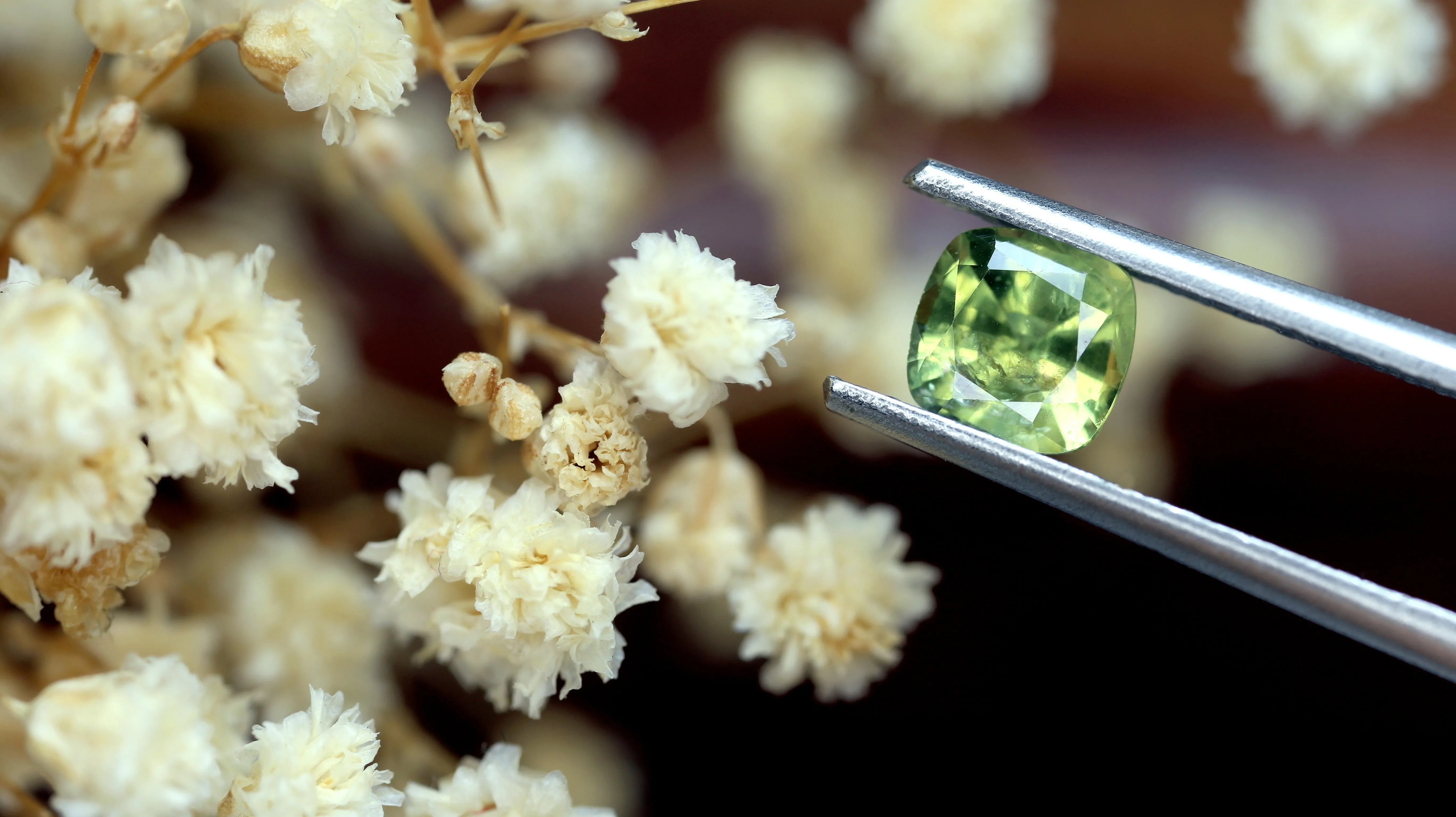 0.90ct Certified Natural Green Sapphire