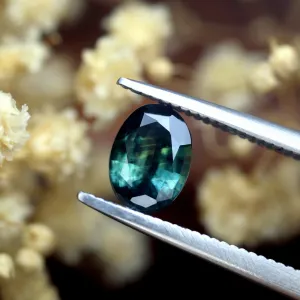 0.90ct Certified Natural Teal Sapphire