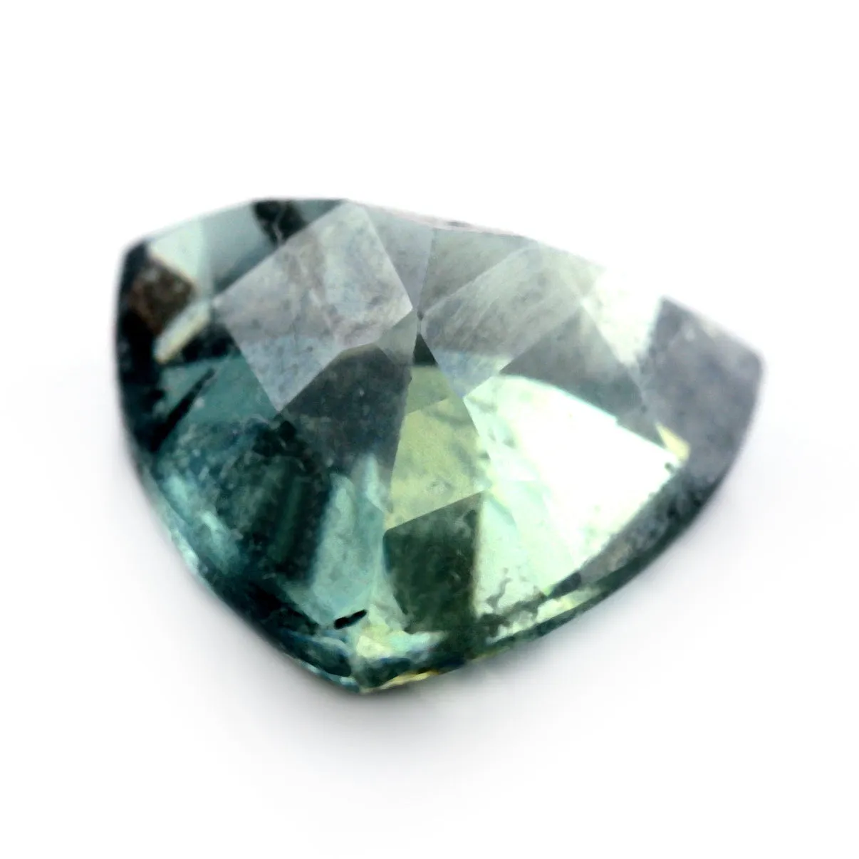 0.91ctCertified Natural Teal Sapphire