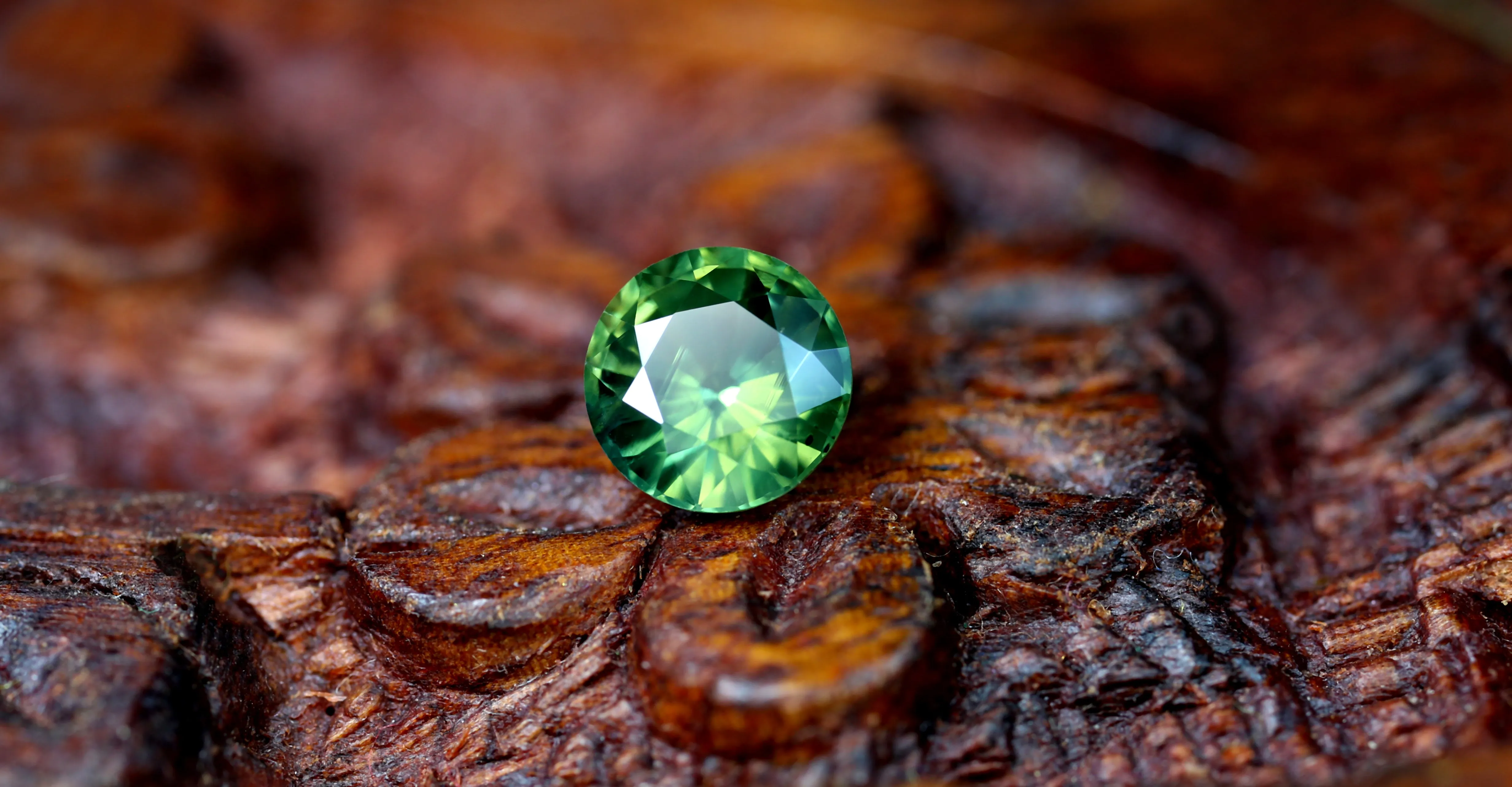 0.92ct Certified Natural Green Sapphire