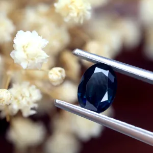 0.92ct Certified Natural Teal Sapphire
