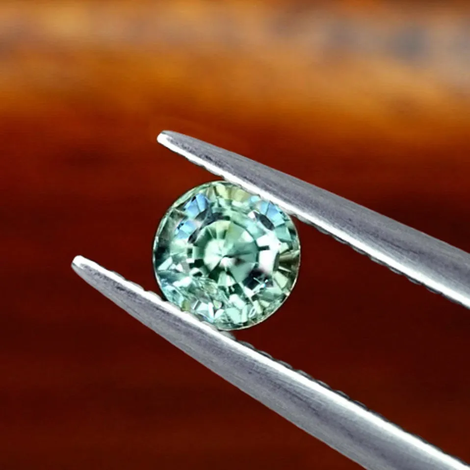 0.92ct Certified Natural Teal Sapphire