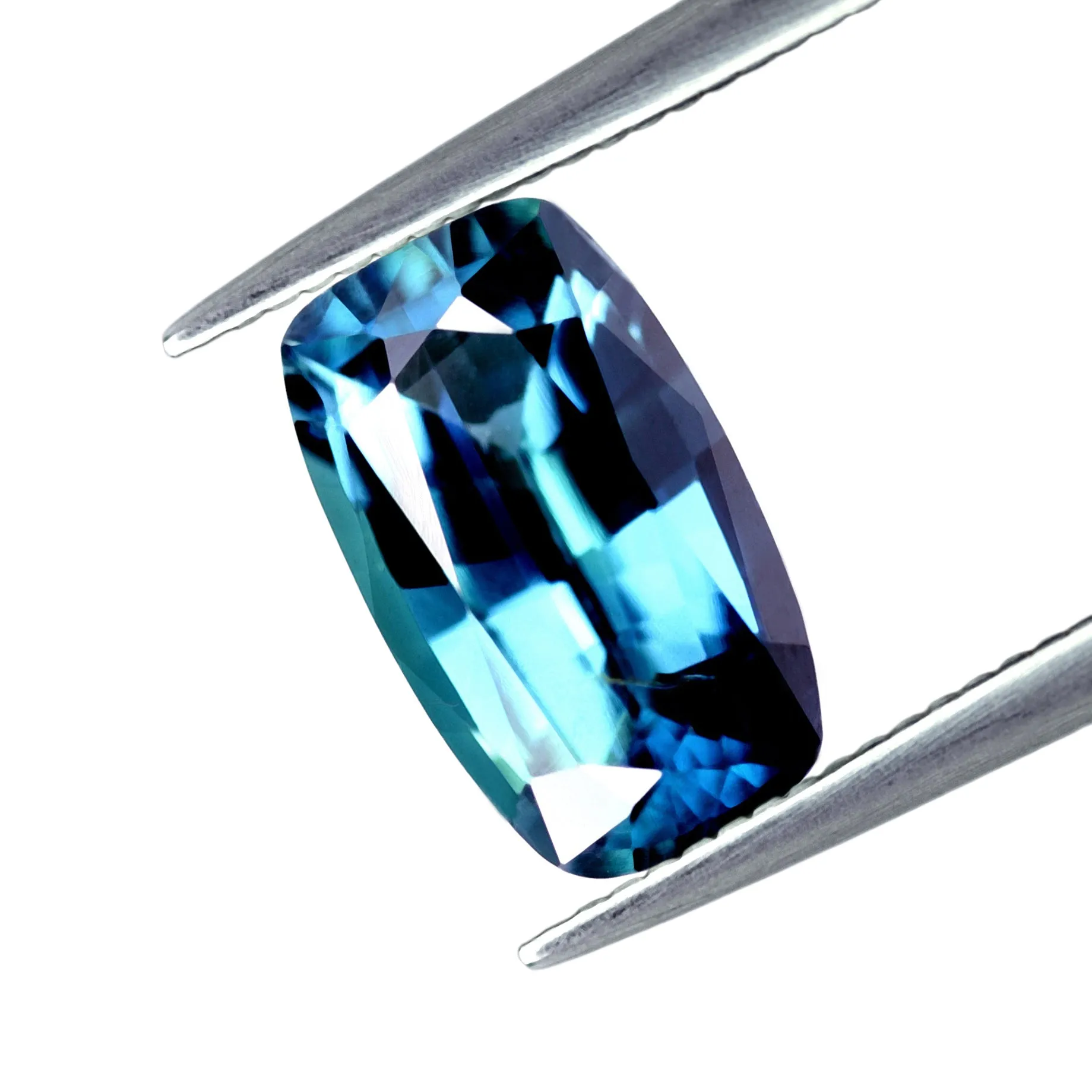 0.93ct Certified Natural Teal Sapphire