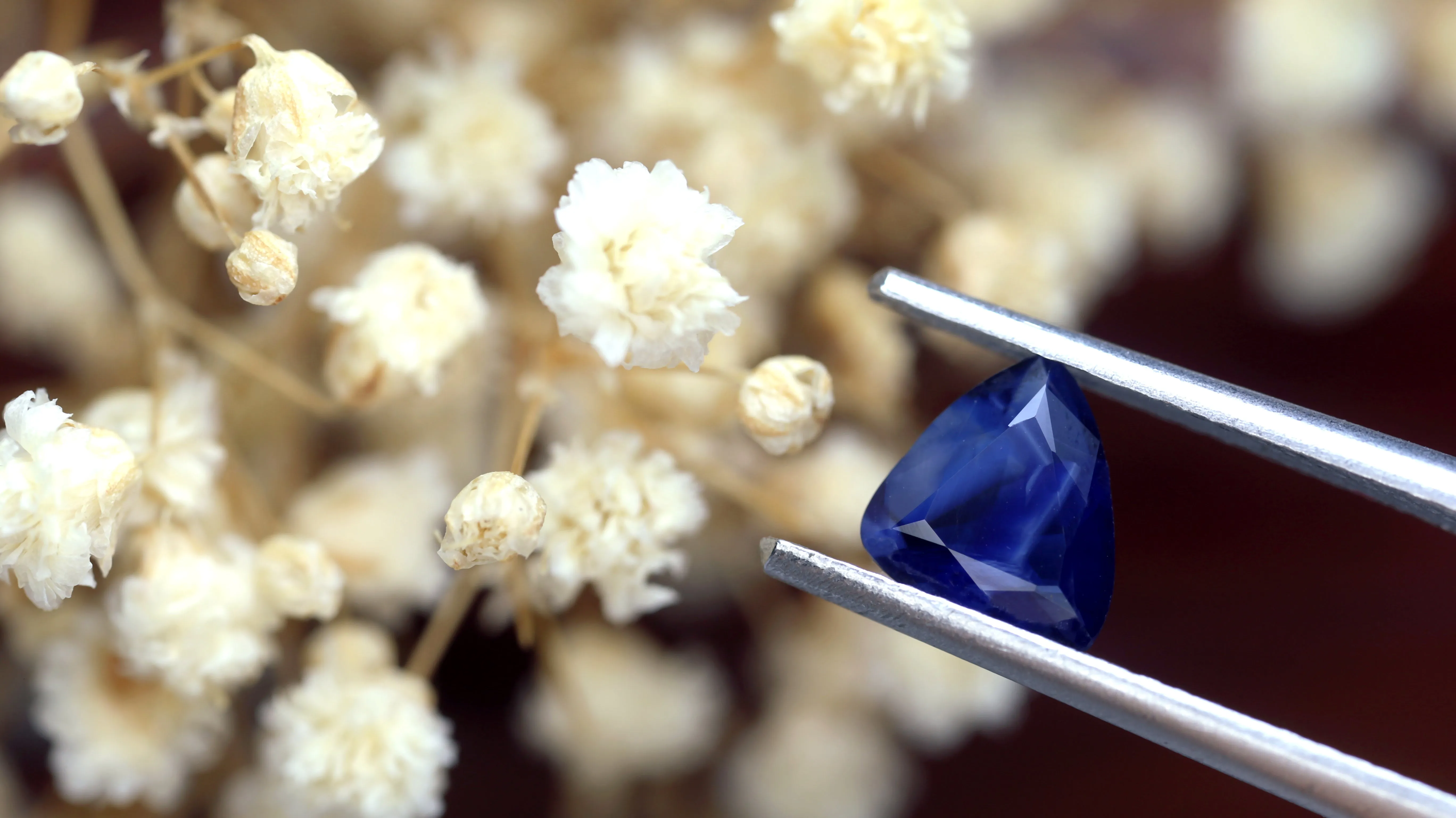 0.94ct Certified Natural Blue Sapphire