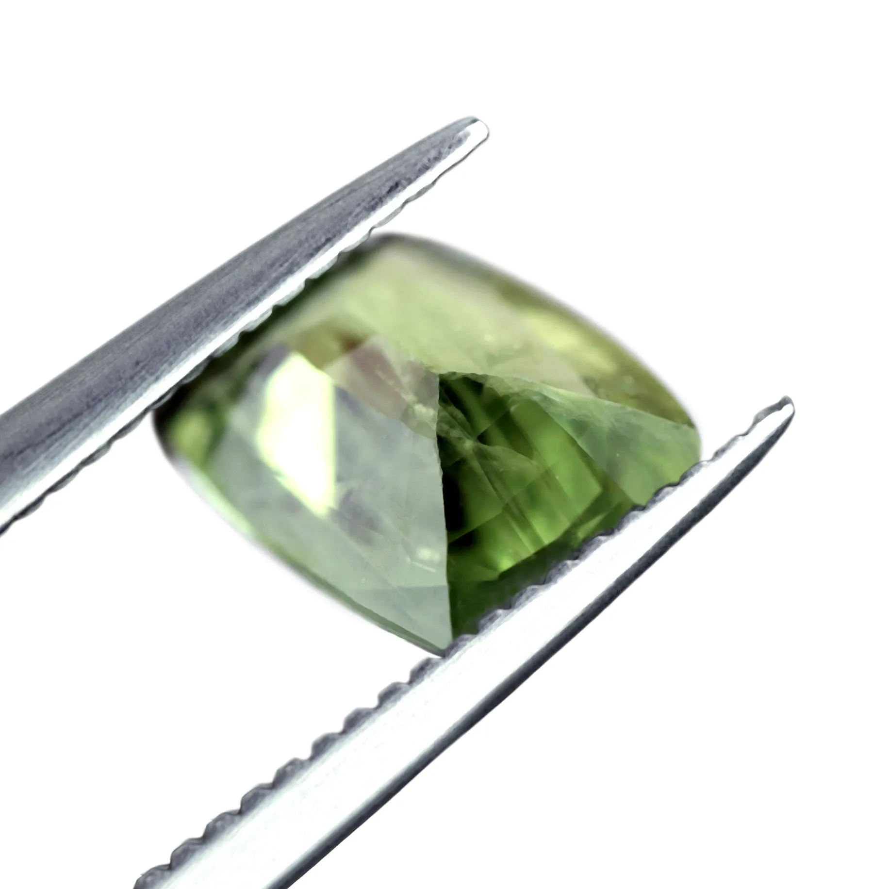 0.94ct Certified Natural Green Sapphire