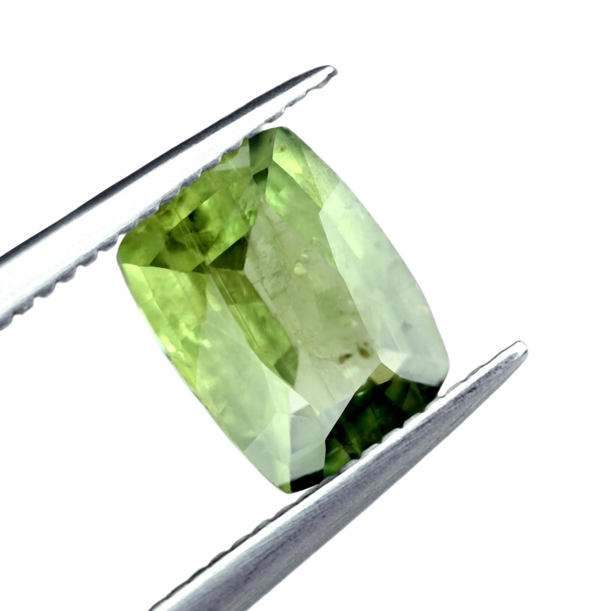 0.94ct Certified Natural Green Sapphire