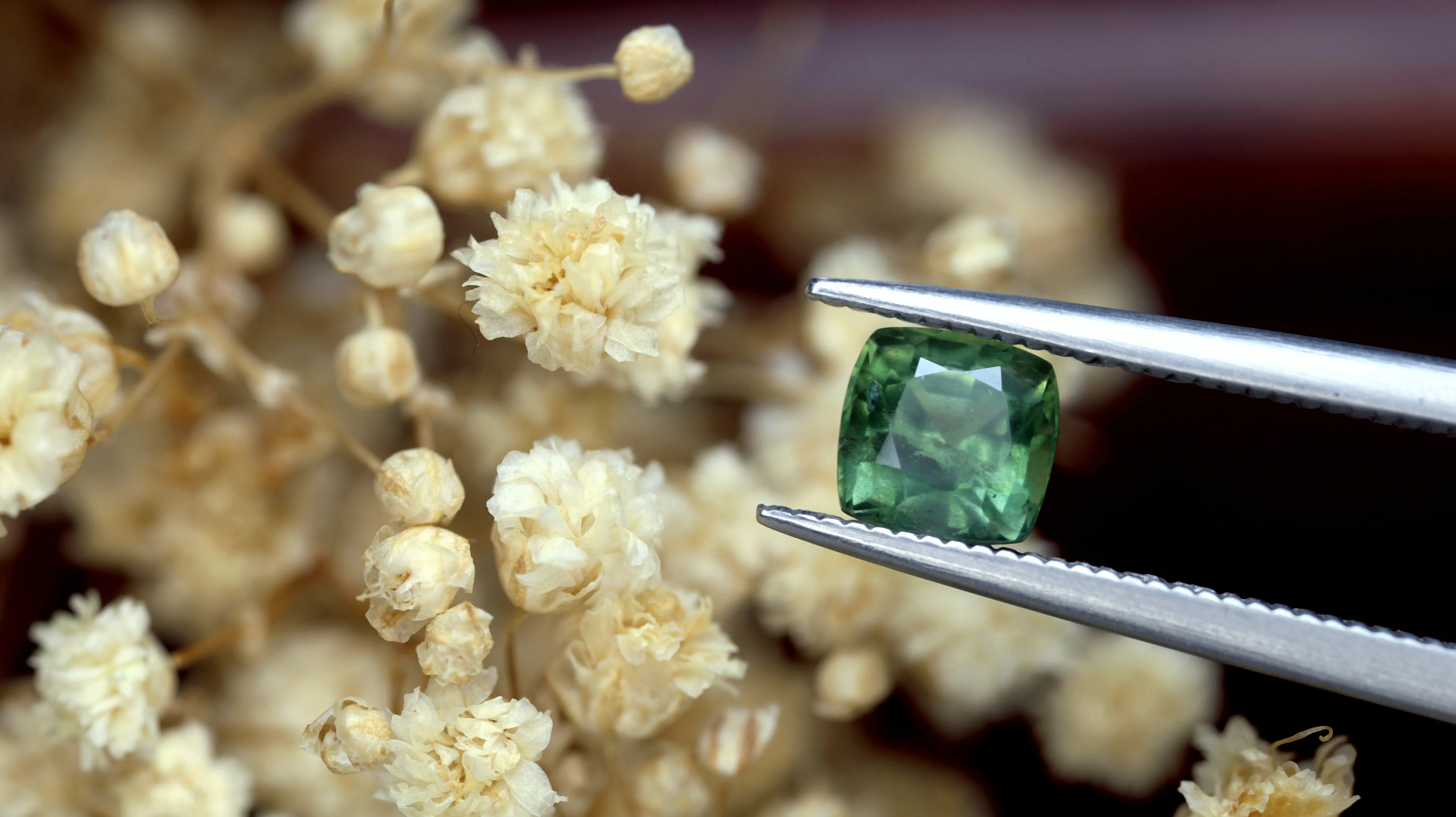 0.95ct Certified Natural Green Sapphire
