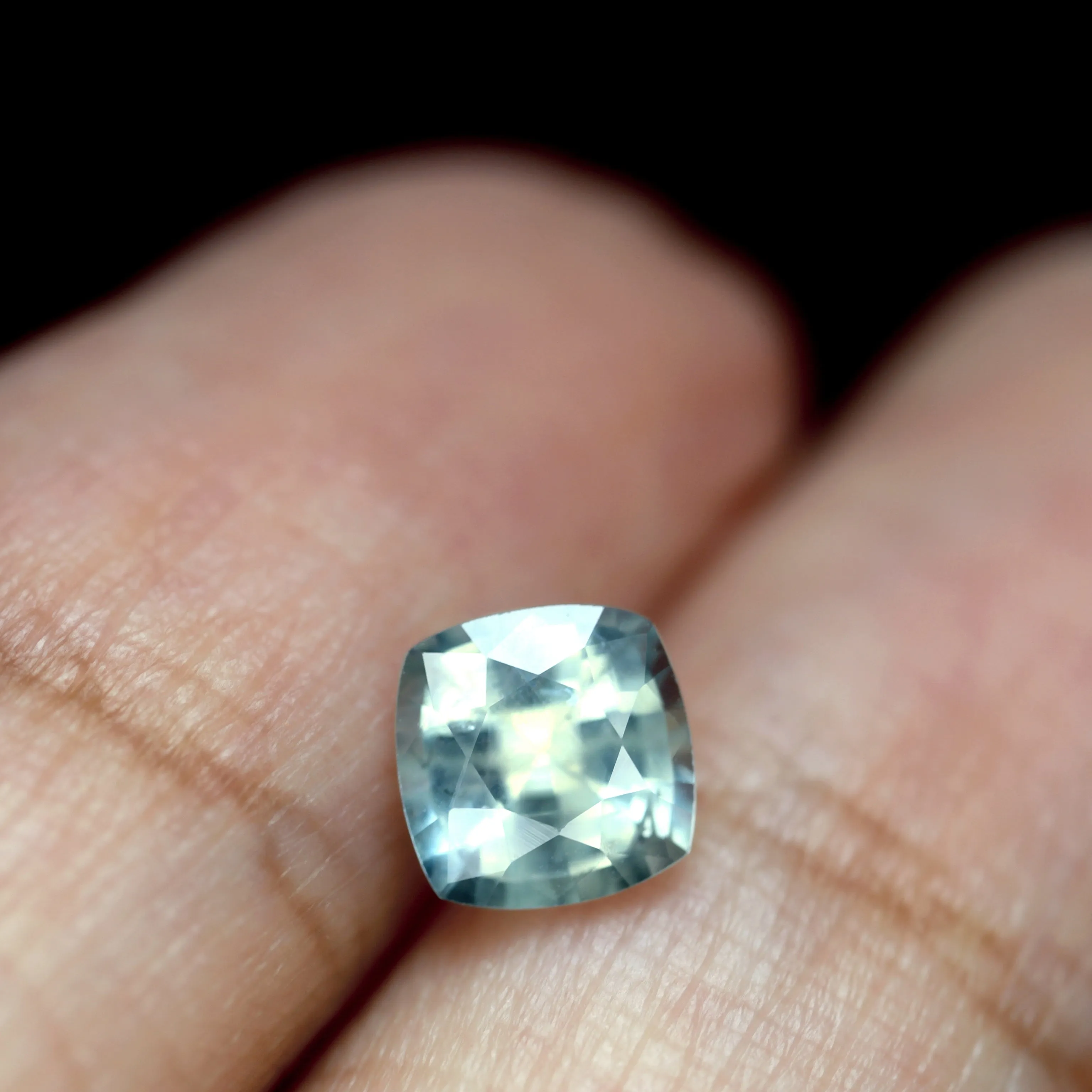 0.95ct Certified Natural Teal Sapphire