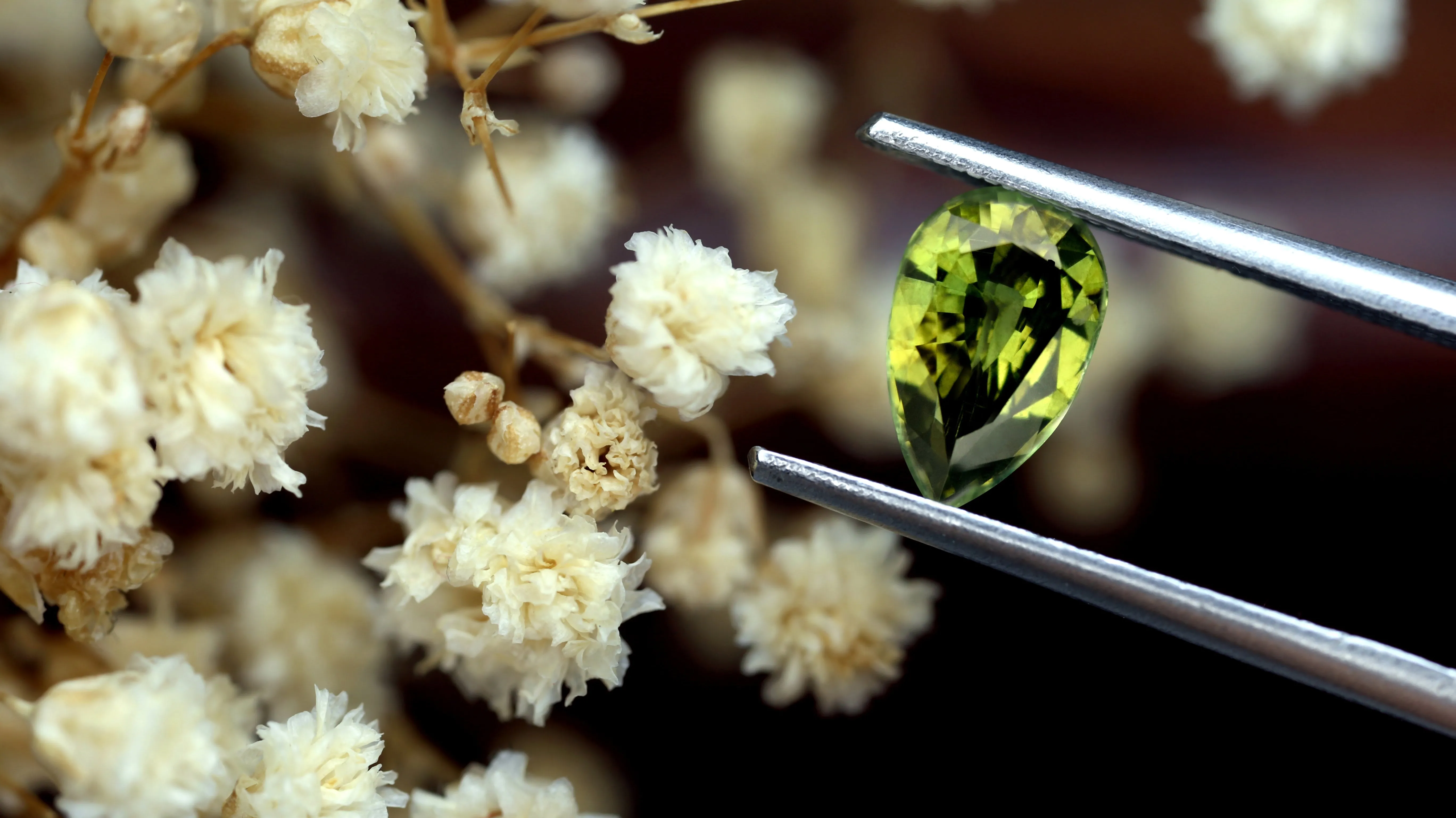 0.96ct Certified Natural Green Sapphire