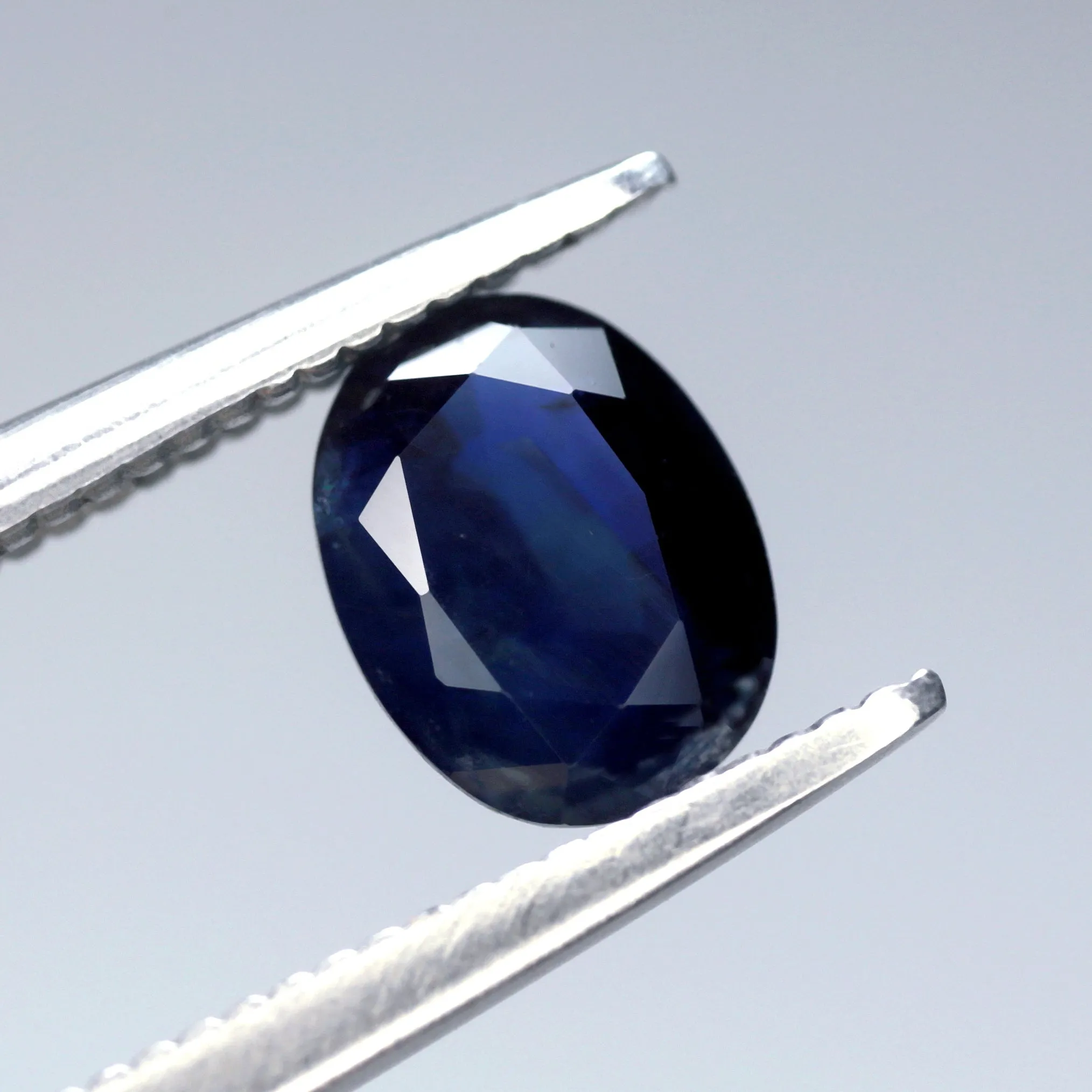 0.98ct Certified Natural Blue Sapphire