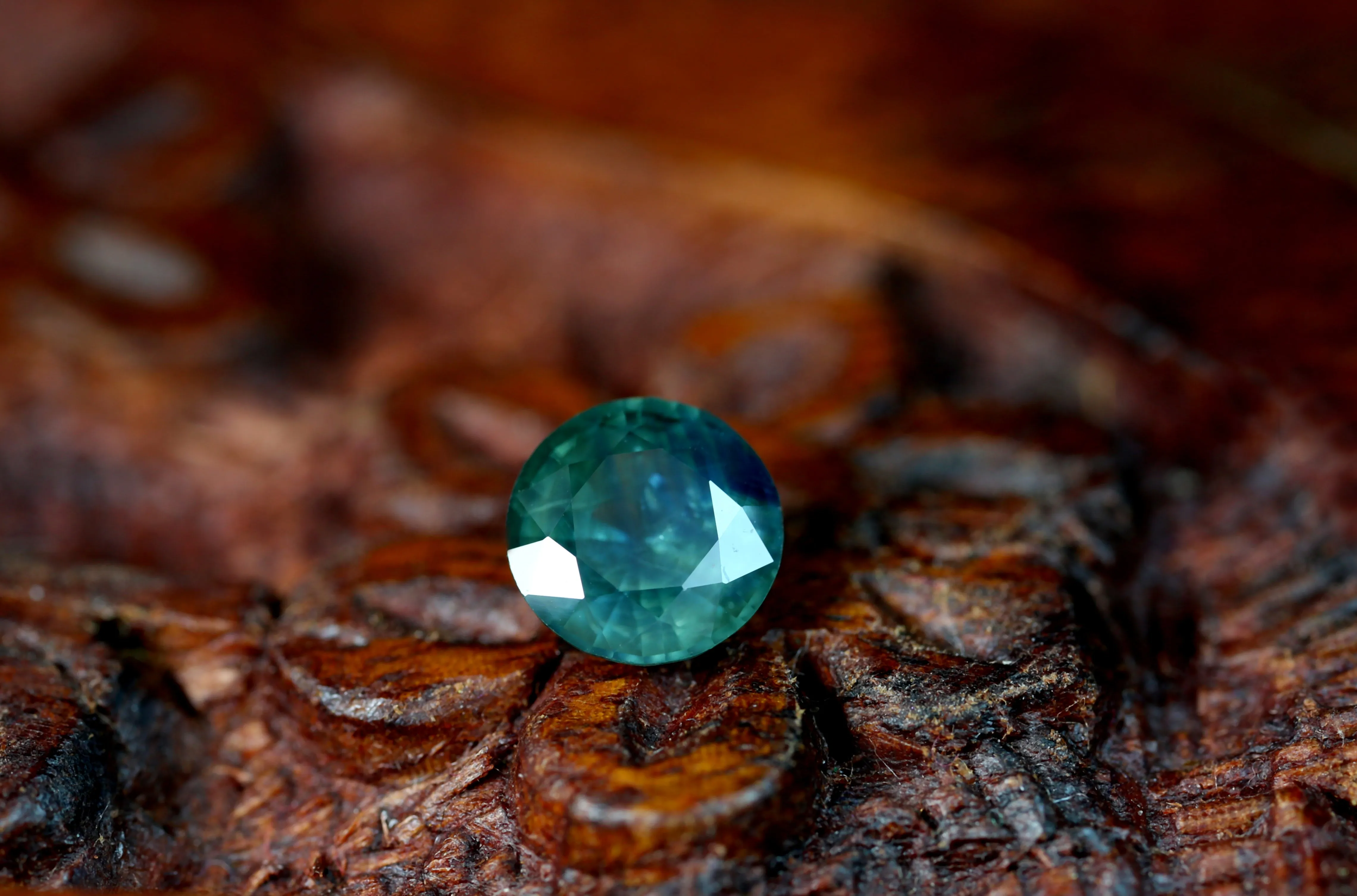 0.98ct Certified Natural Teal Sapphire