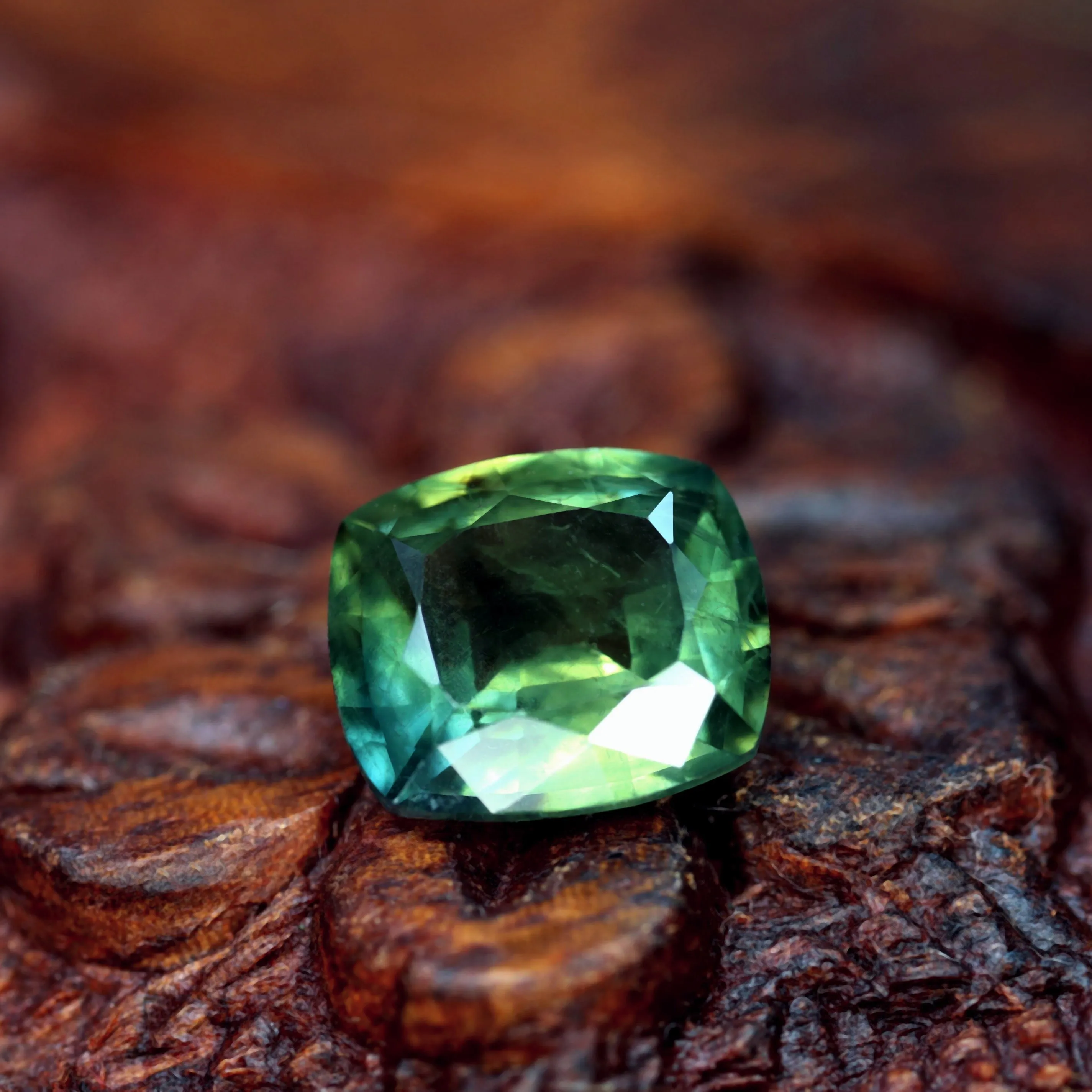 1.63ct Certified Natural Green Sapphire