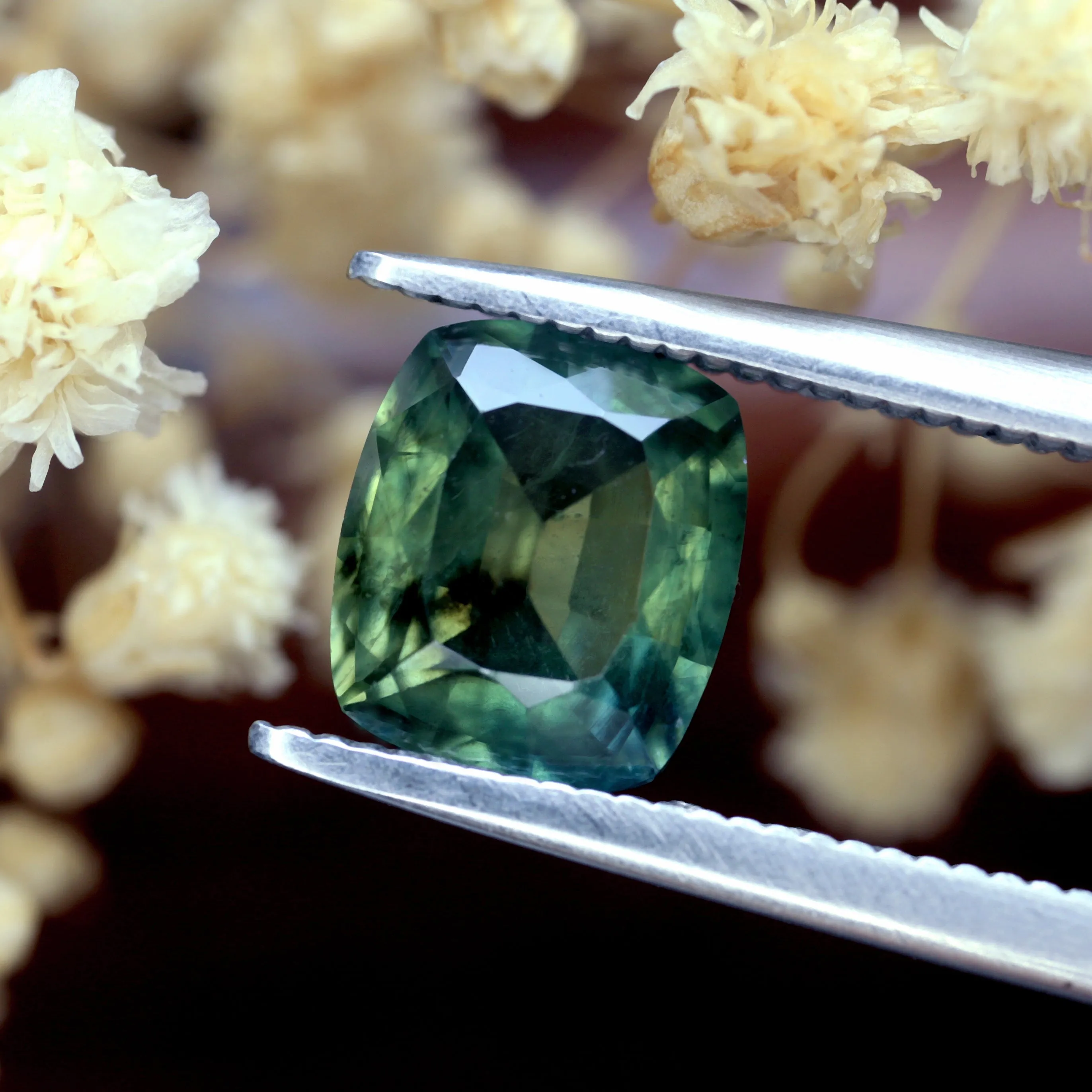 1.63ct Certified Natural Green Sapphire