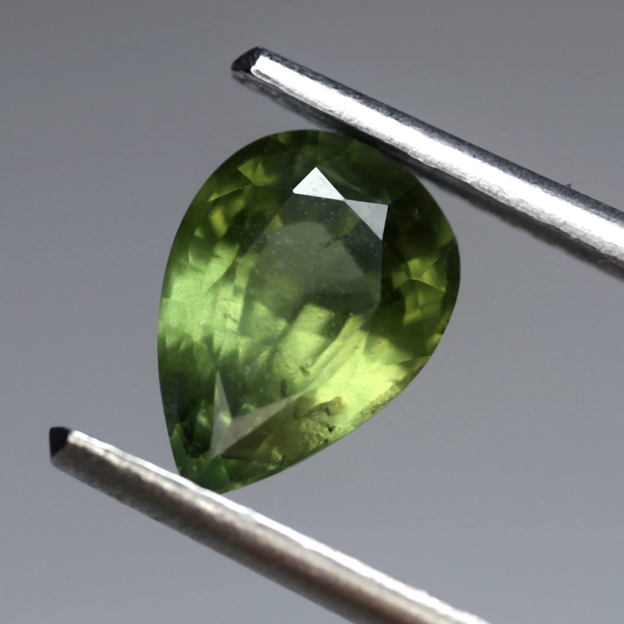 1.83ct Certified Natural Green Sapphire