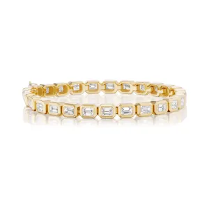 18KY Bezel Emerald Cut Diamond Tennis Bracelet