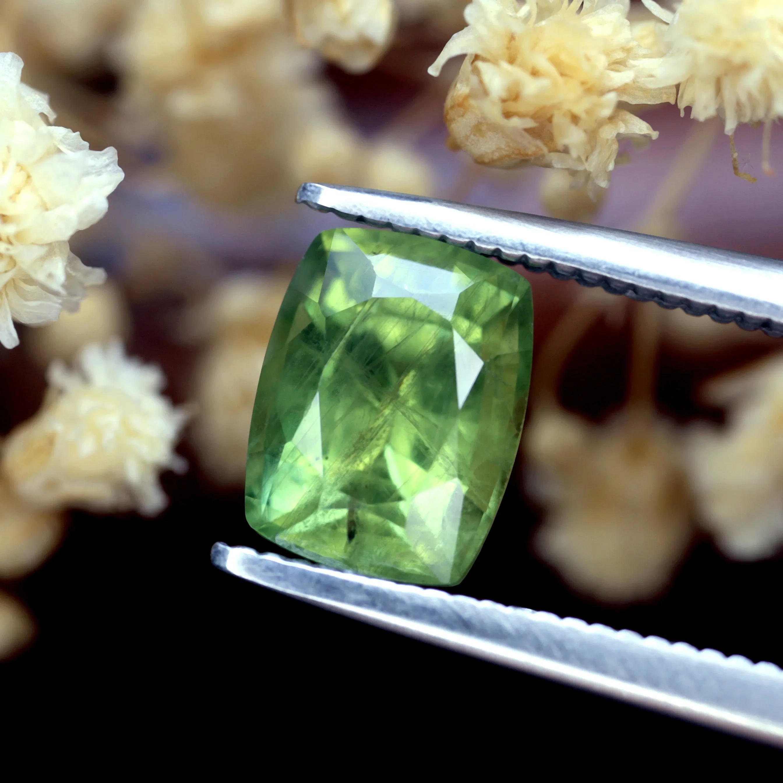 1.92ct Certified Natural Green Sapphire