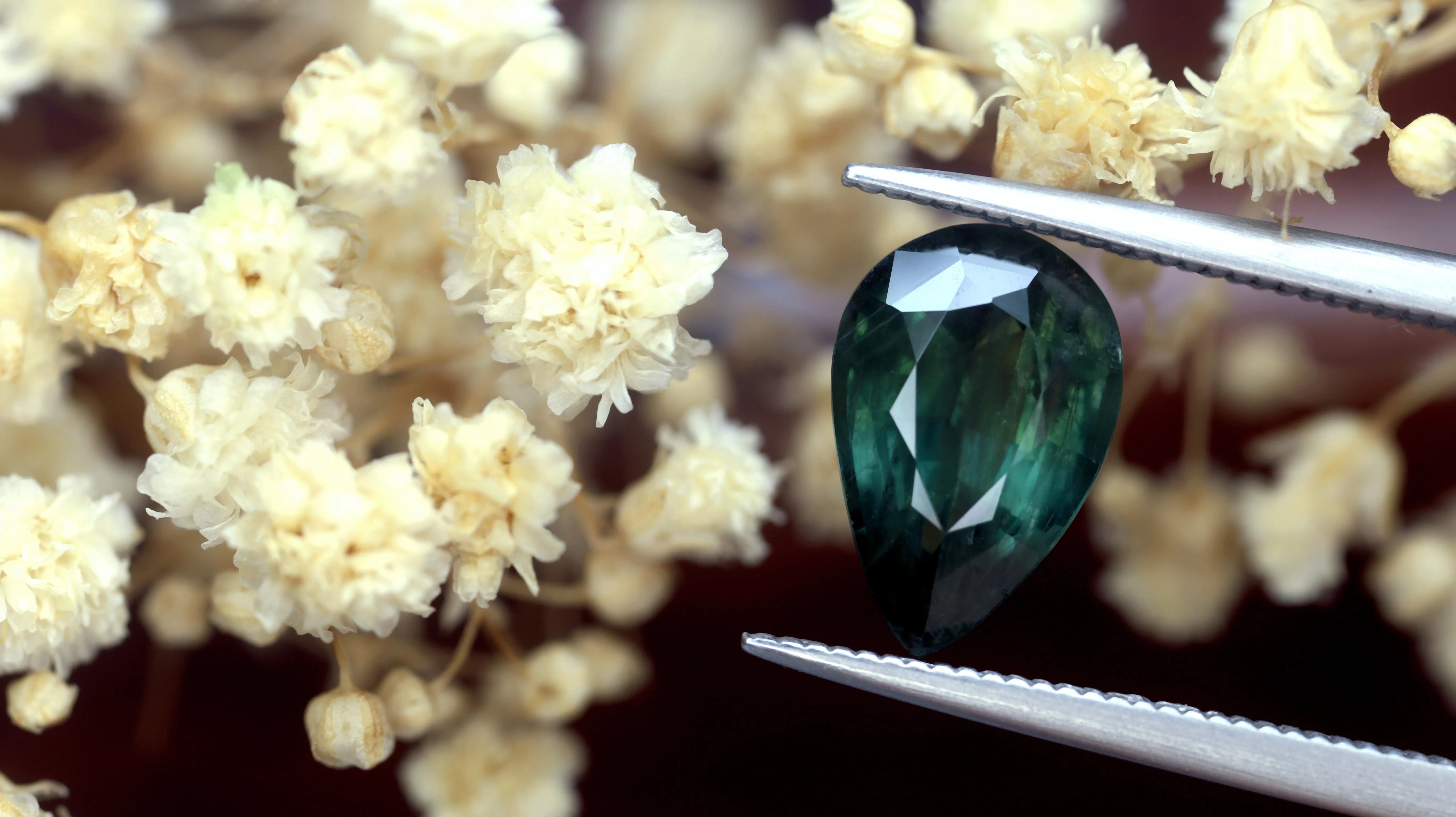2.65ct Certified Natural Green Sapphire