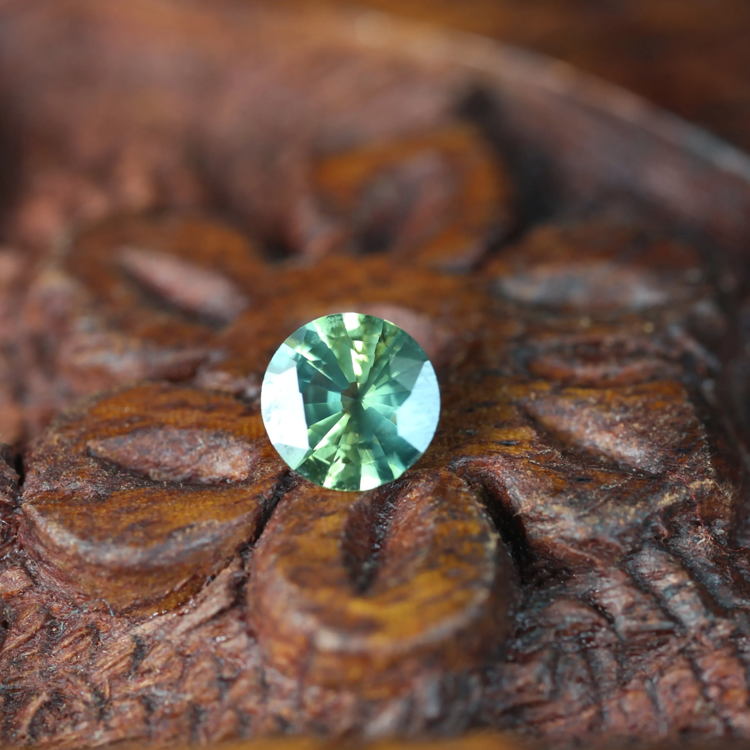 4.58mm Certified Natural Green Sapphire