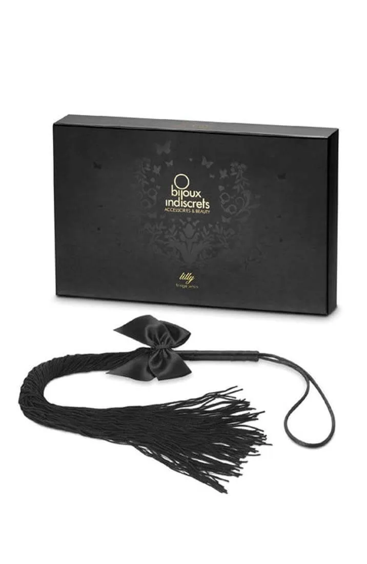 Black fringe whip with bow - Lilly Fringe Whip