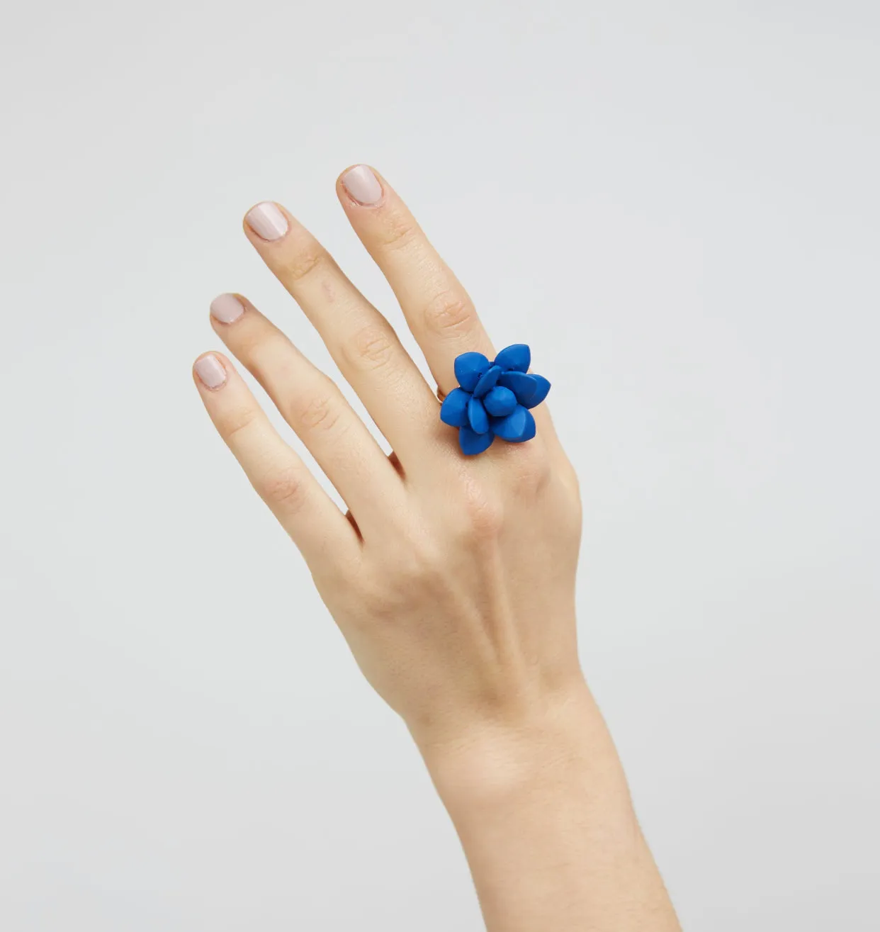 Blue Capri Lily Silk Effect - Adjustable ring