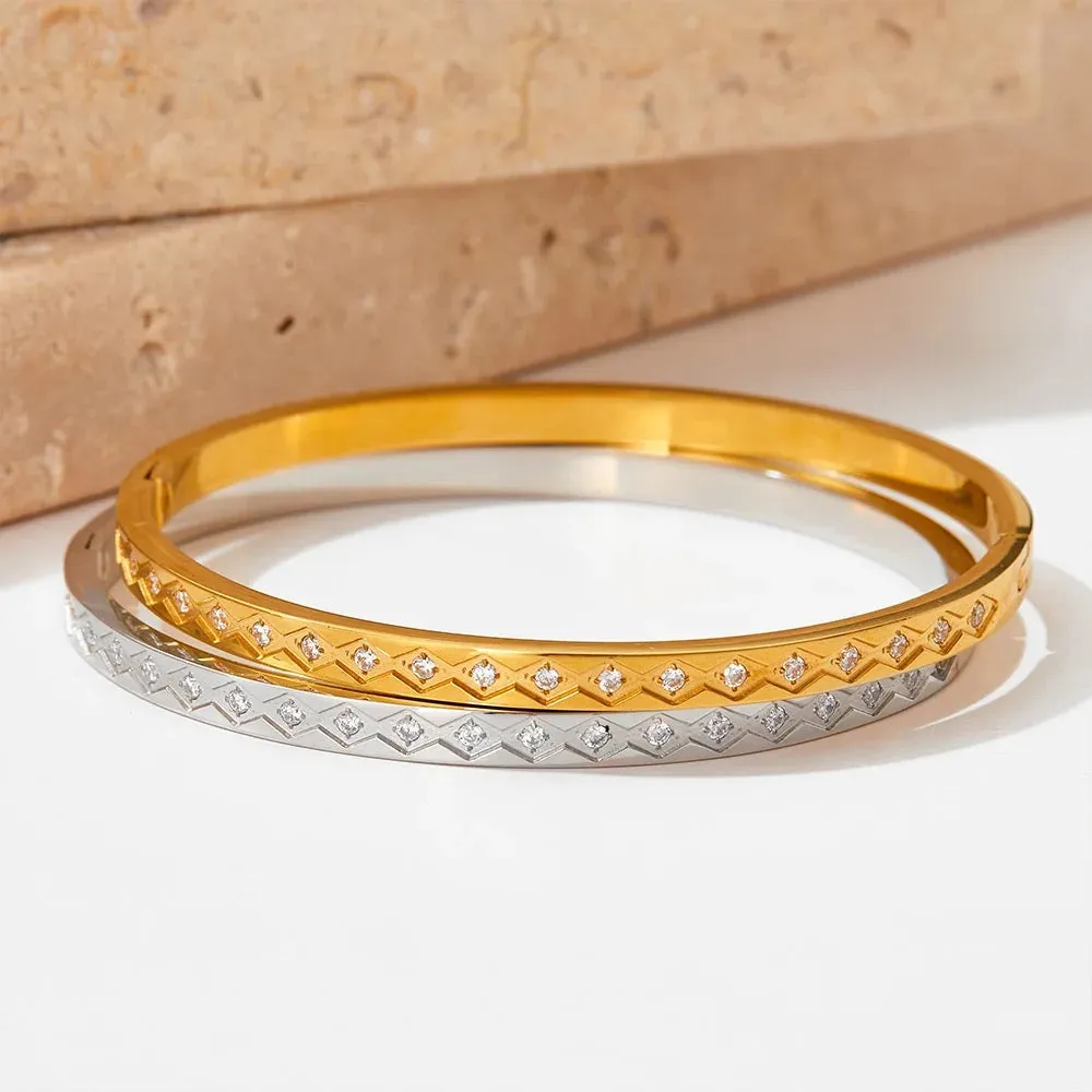 Boho & Mala Gold Bangle Bracelet