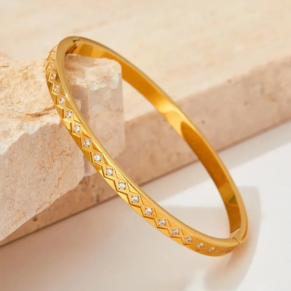 Boho & Mala Gold Bangle Bracelet