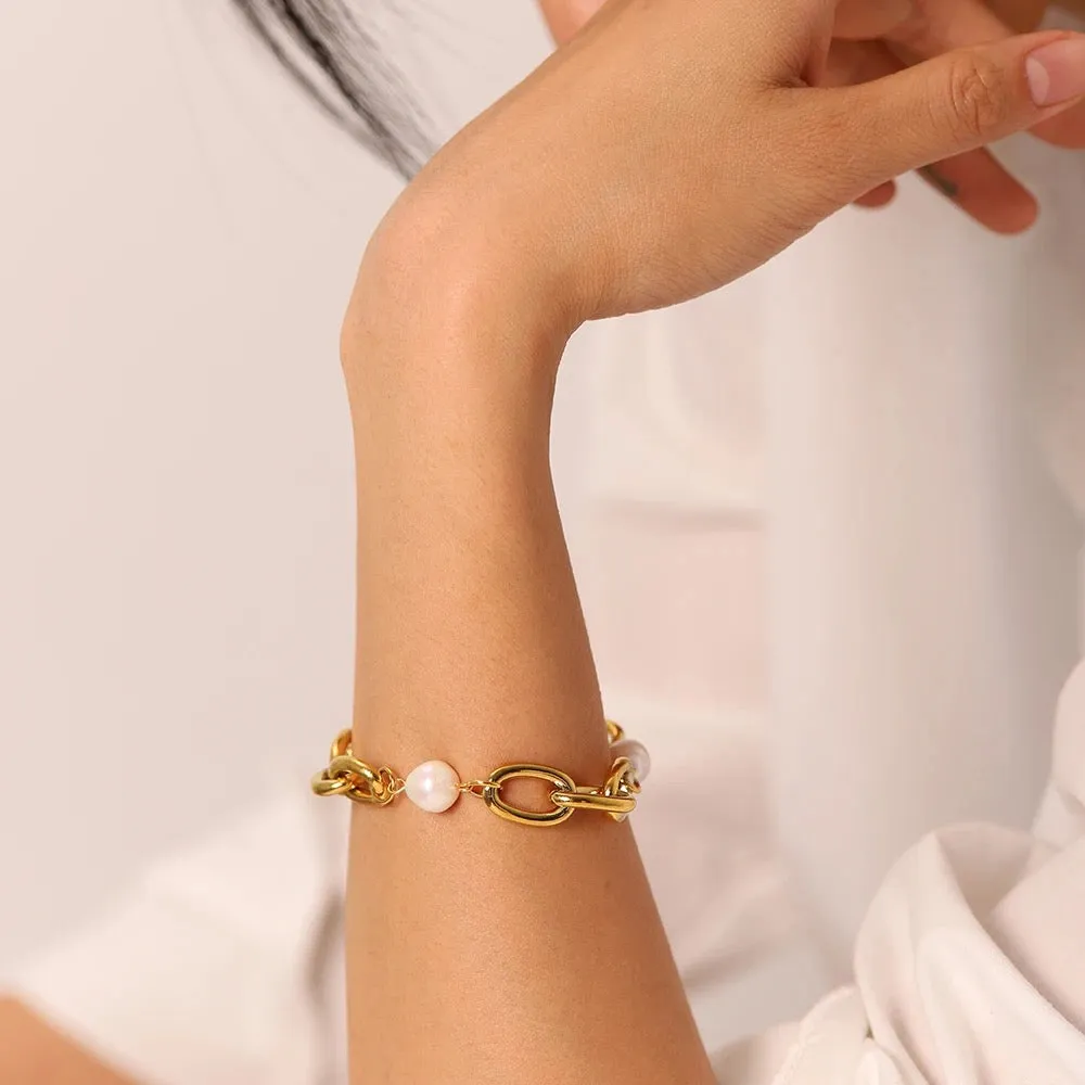 Boho & Mala Pearl Gold Plated / Stainless Steel Bracelet
