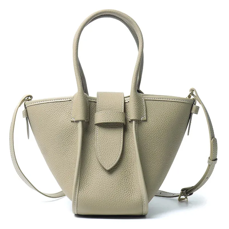 Calfskin leather leather bag