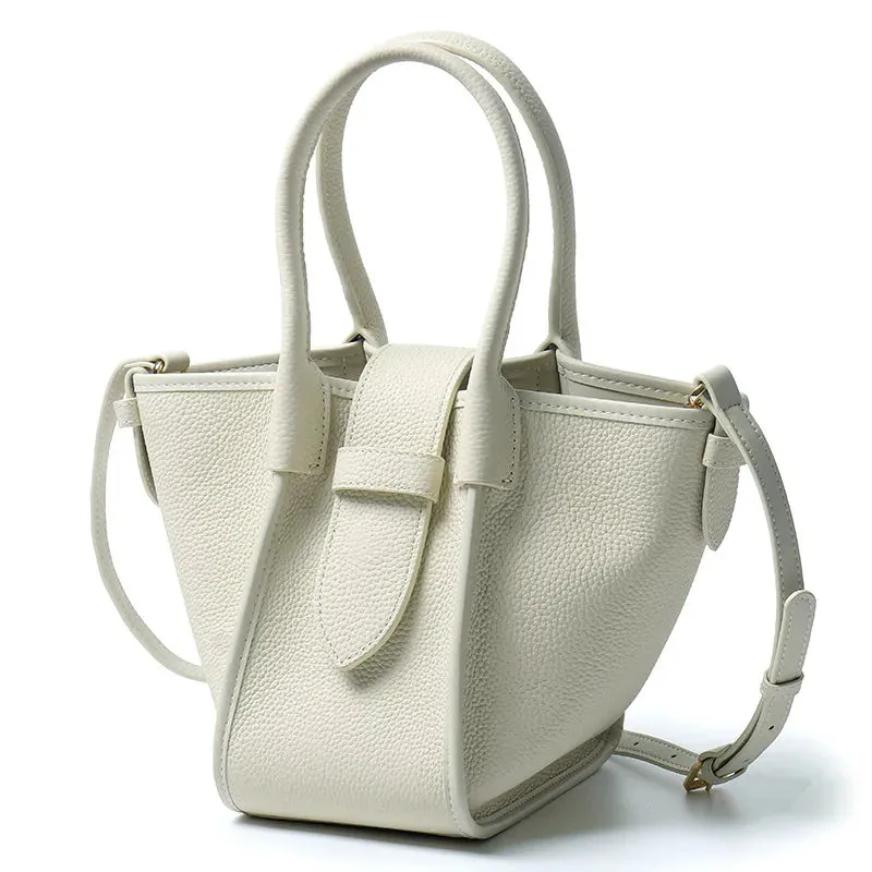 Calfskin leather leather bag