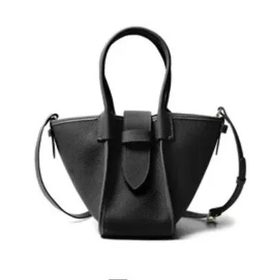 Calfskin leather leather bag
