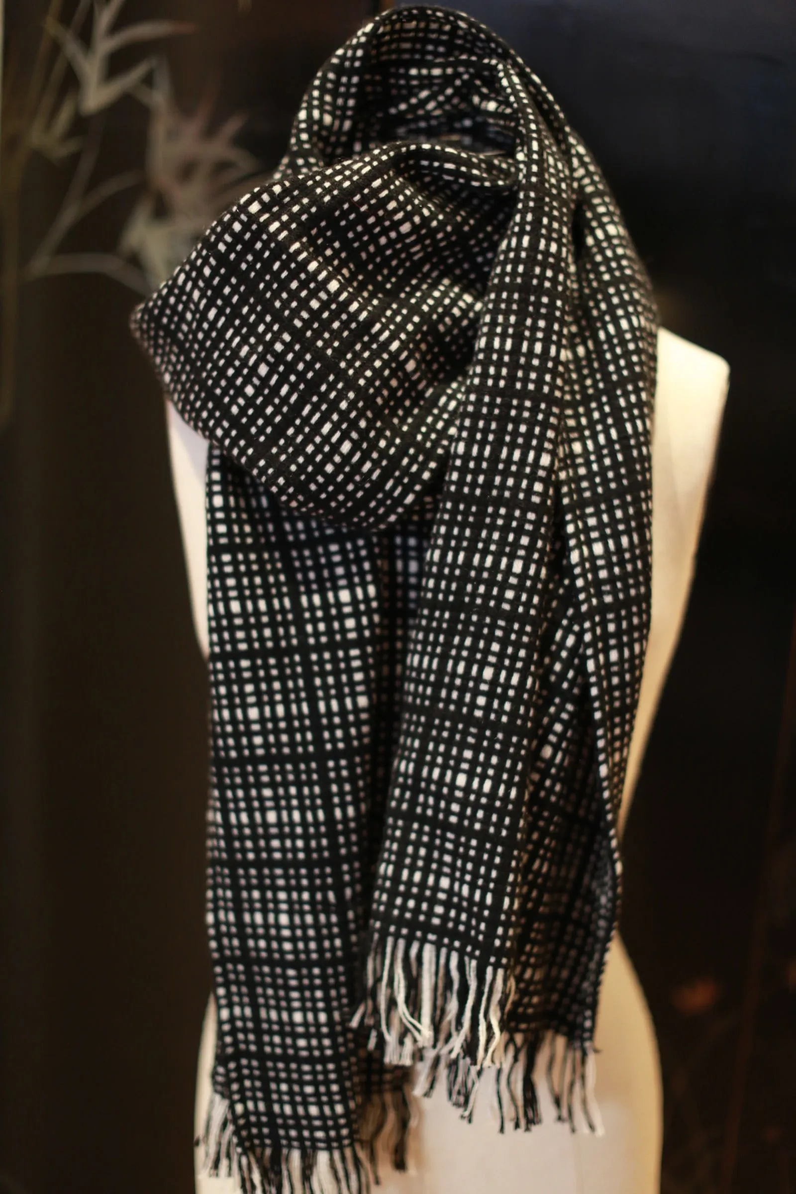 Cashmere Scarf | Black & White Plaid