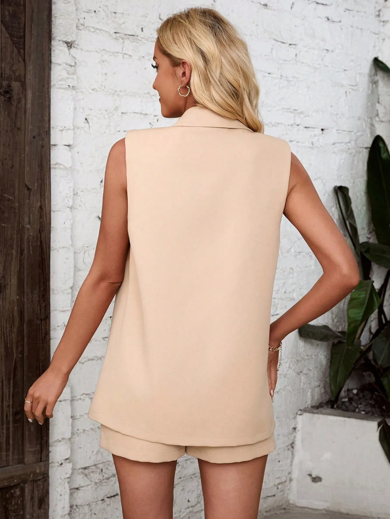 Cherry Vibes: Conjunto de Chaleco y Pantalones Cortos para Mujer