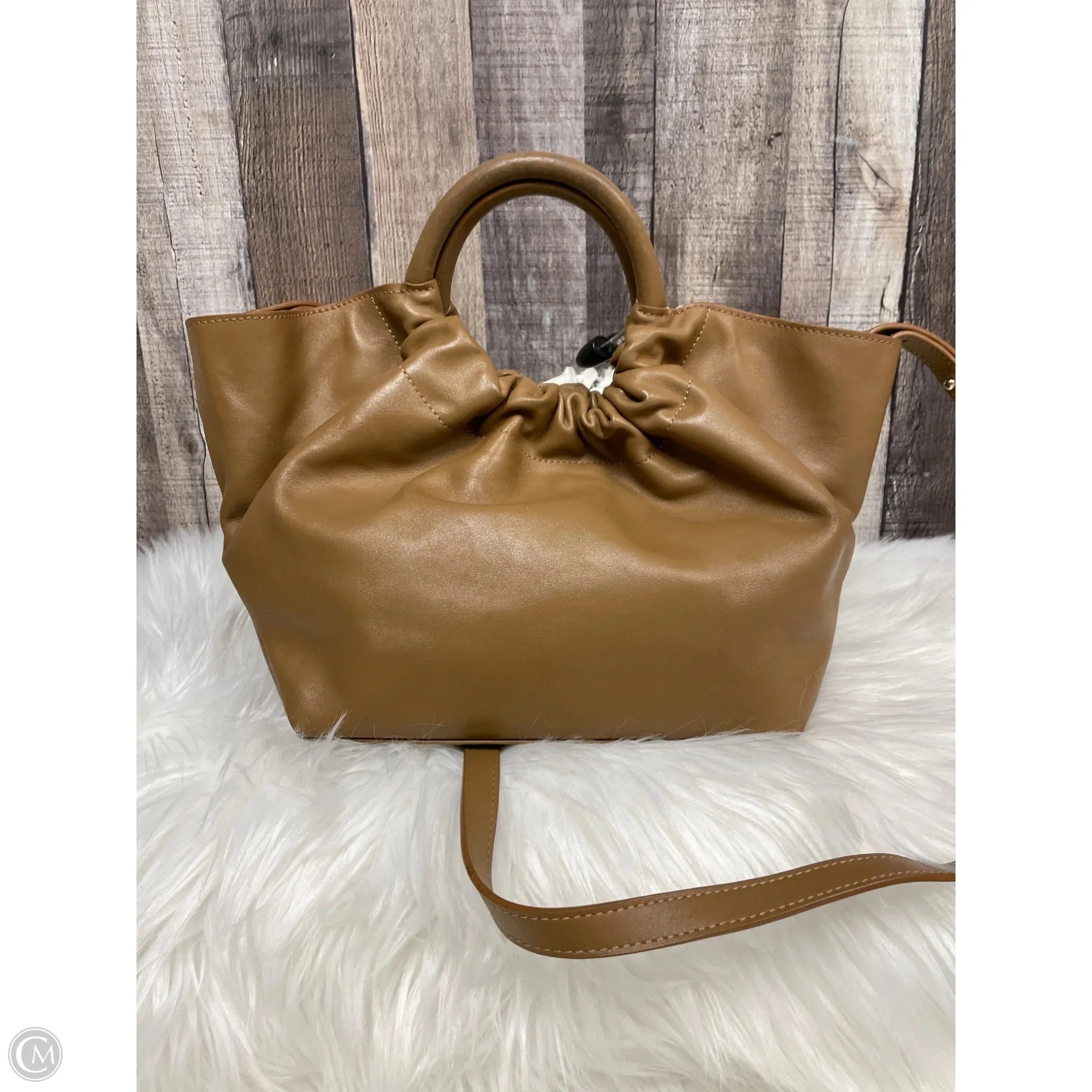 Crossbody By Cme, Size: Medium
