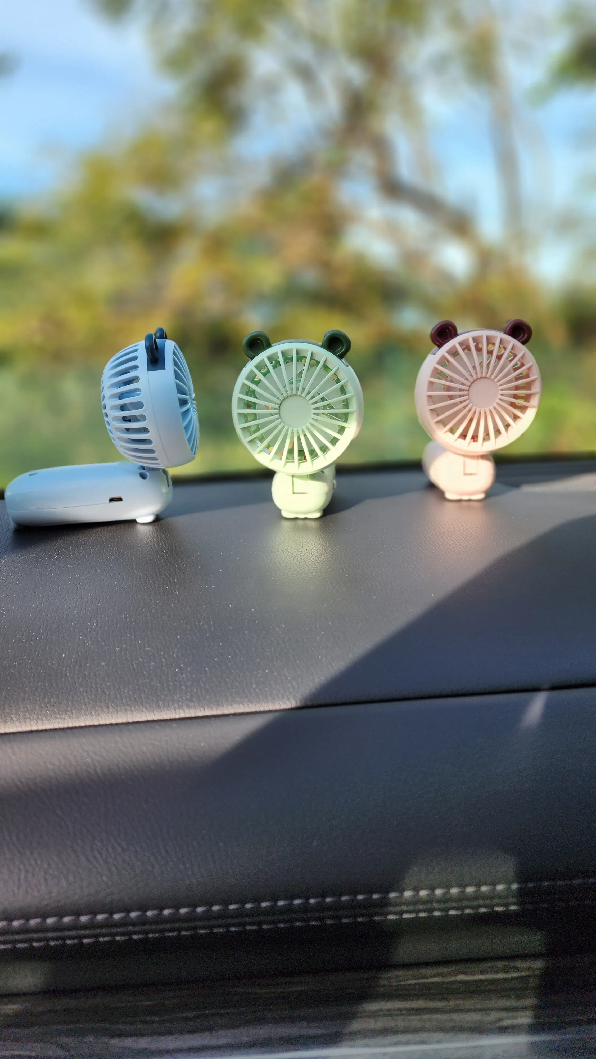 Foldable fan, fans personal mini fans