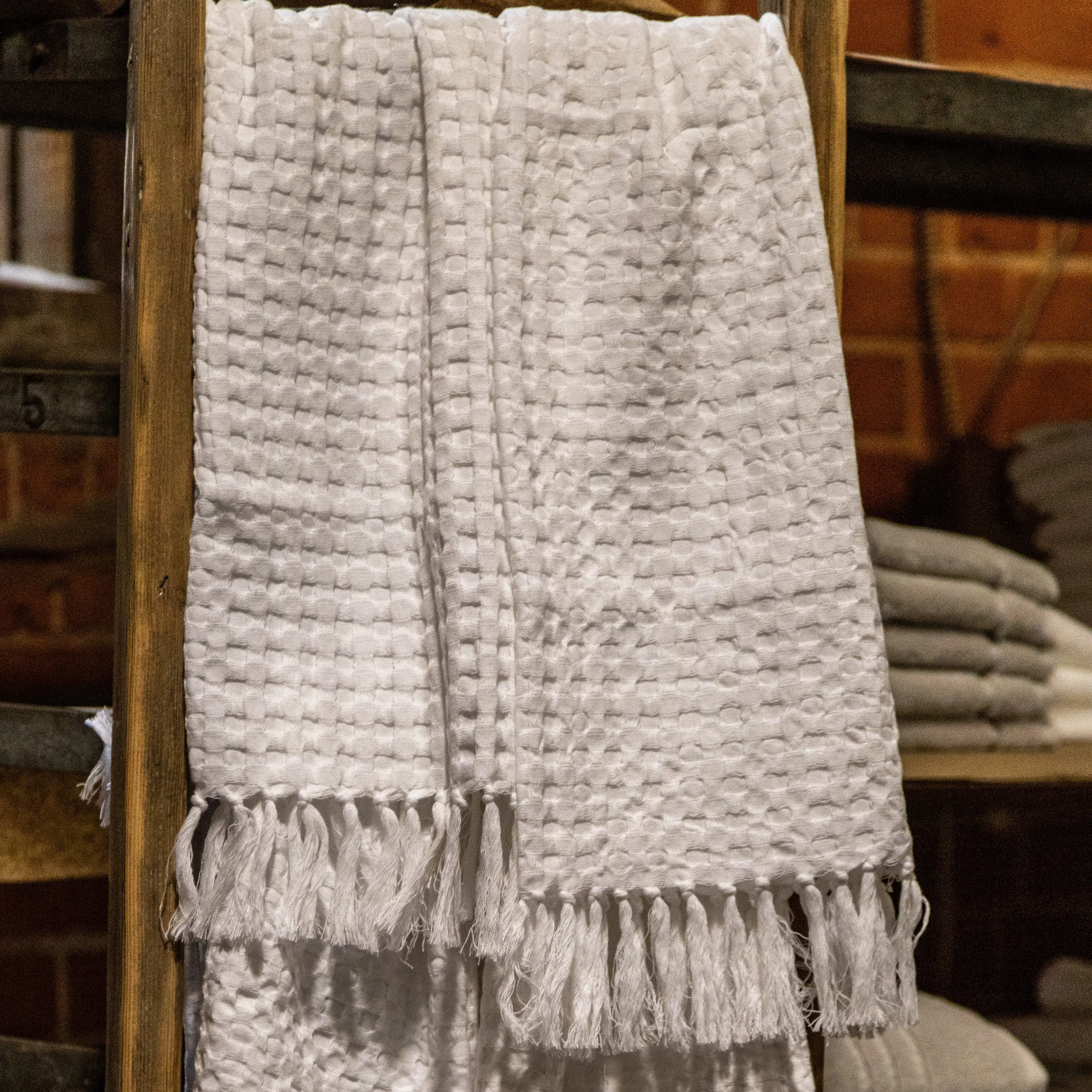 Honeycomb Off White Hand Towel