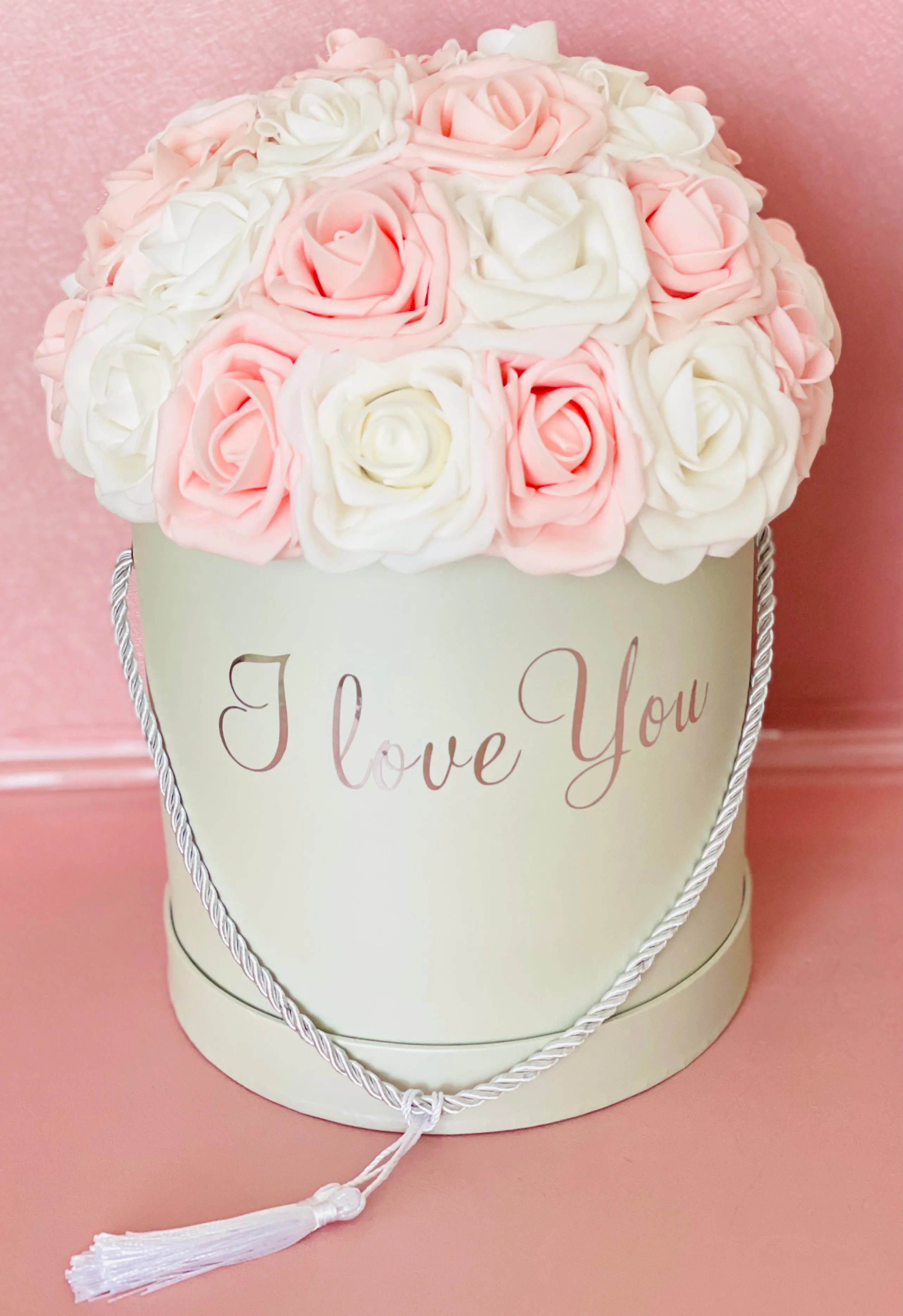 I Love You White and Pink Rose Box