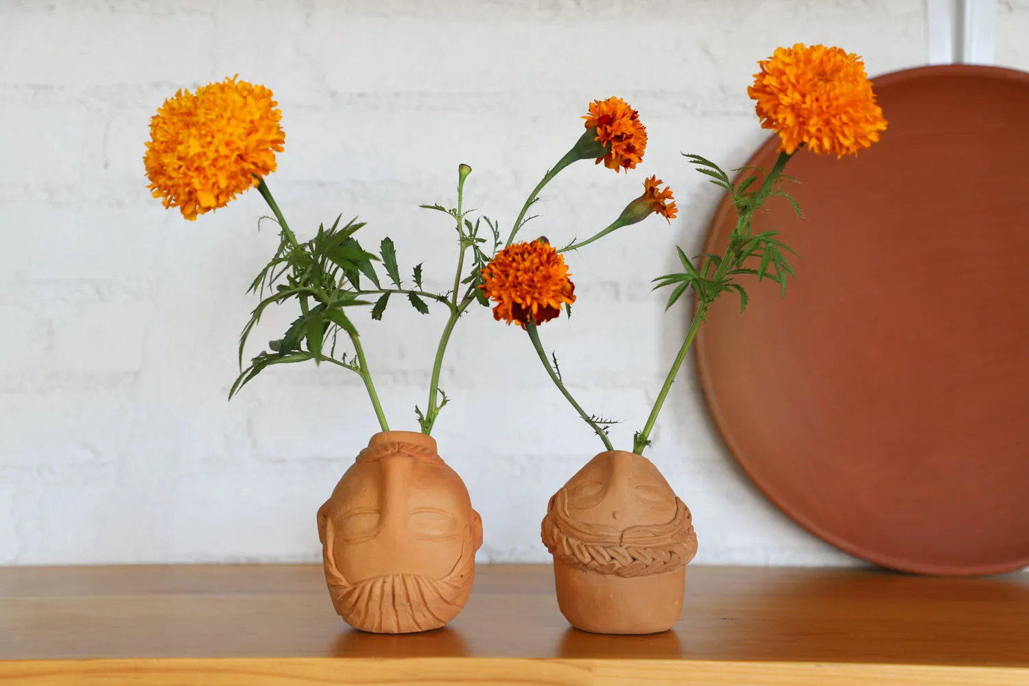 Inverted Jose Vase | Manos Que Ven