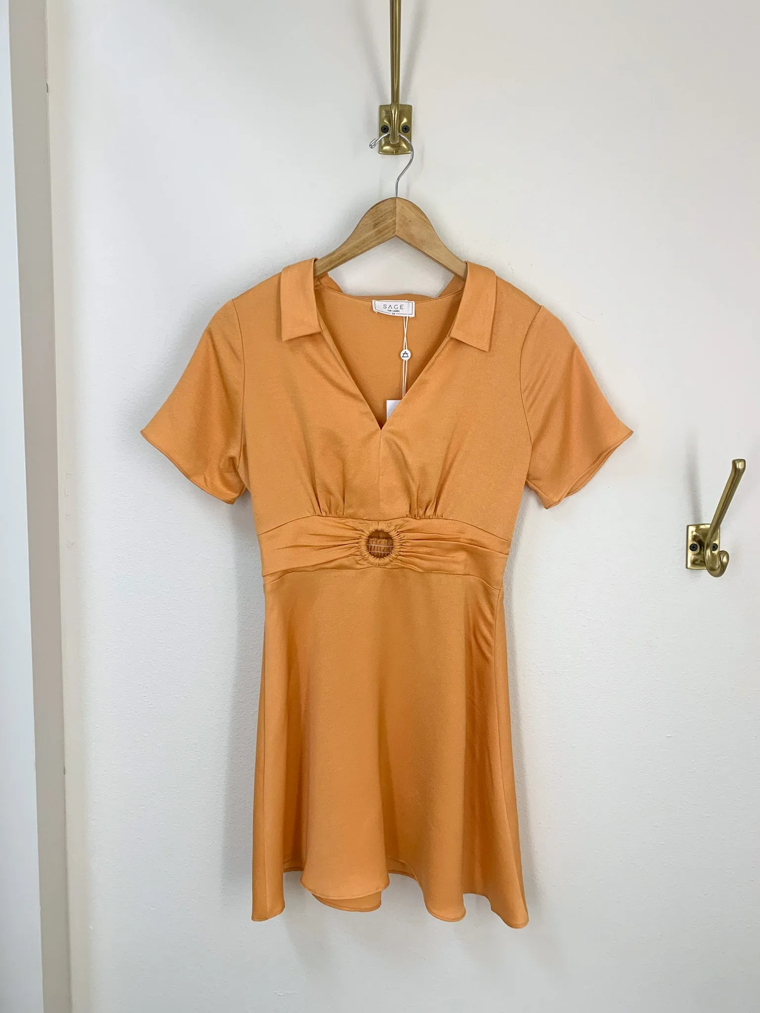 Jess Mini Dress {Apricot}