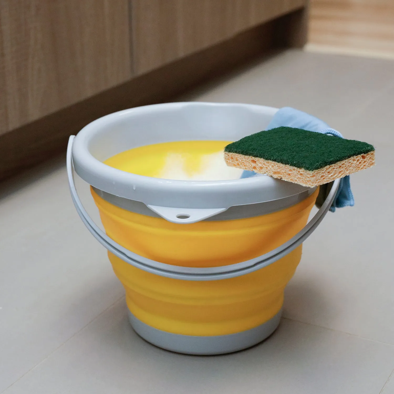 kikkerland | キッカーランド　Collapsible Bucket