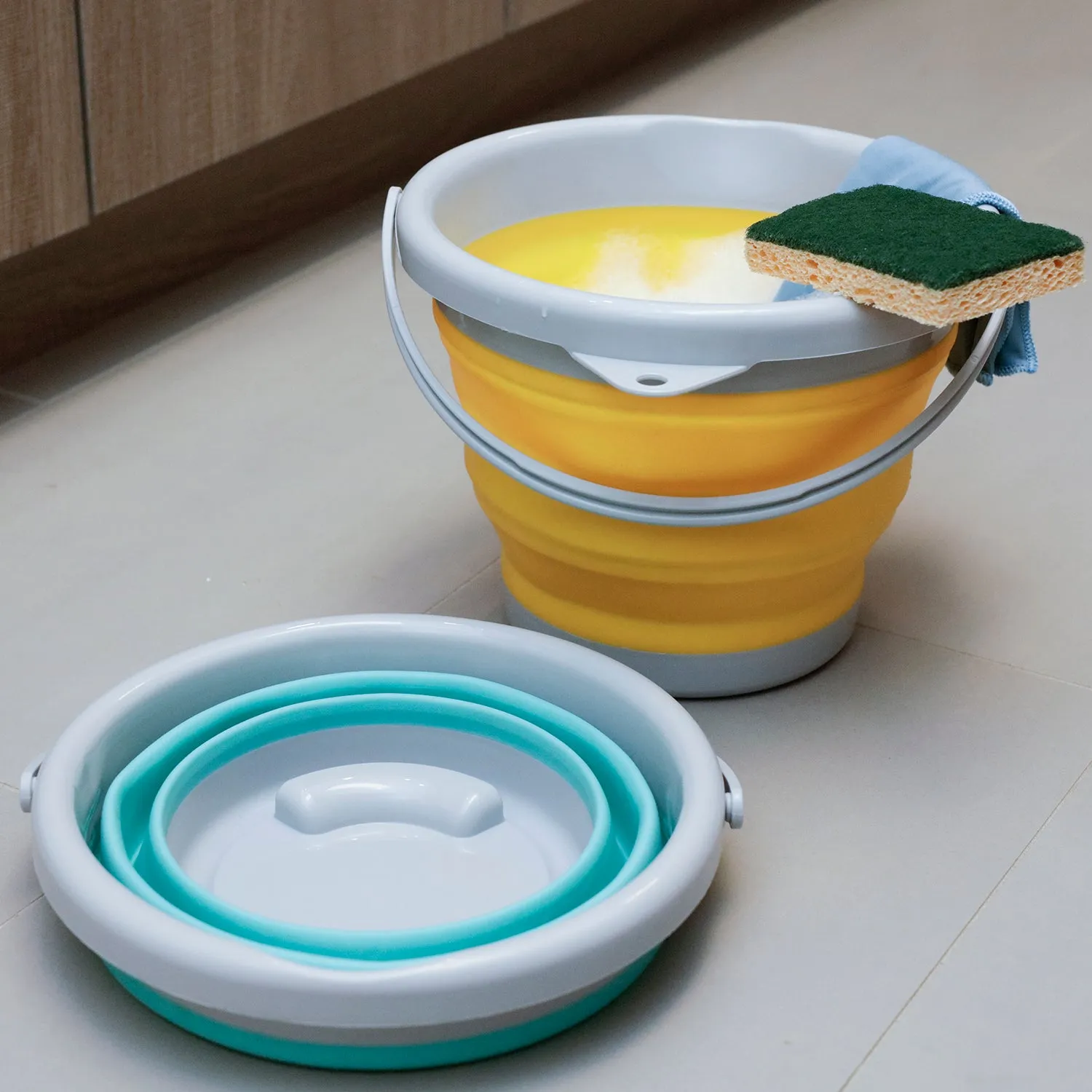 kikkerland | キッカーランド　Collapsible Bucket