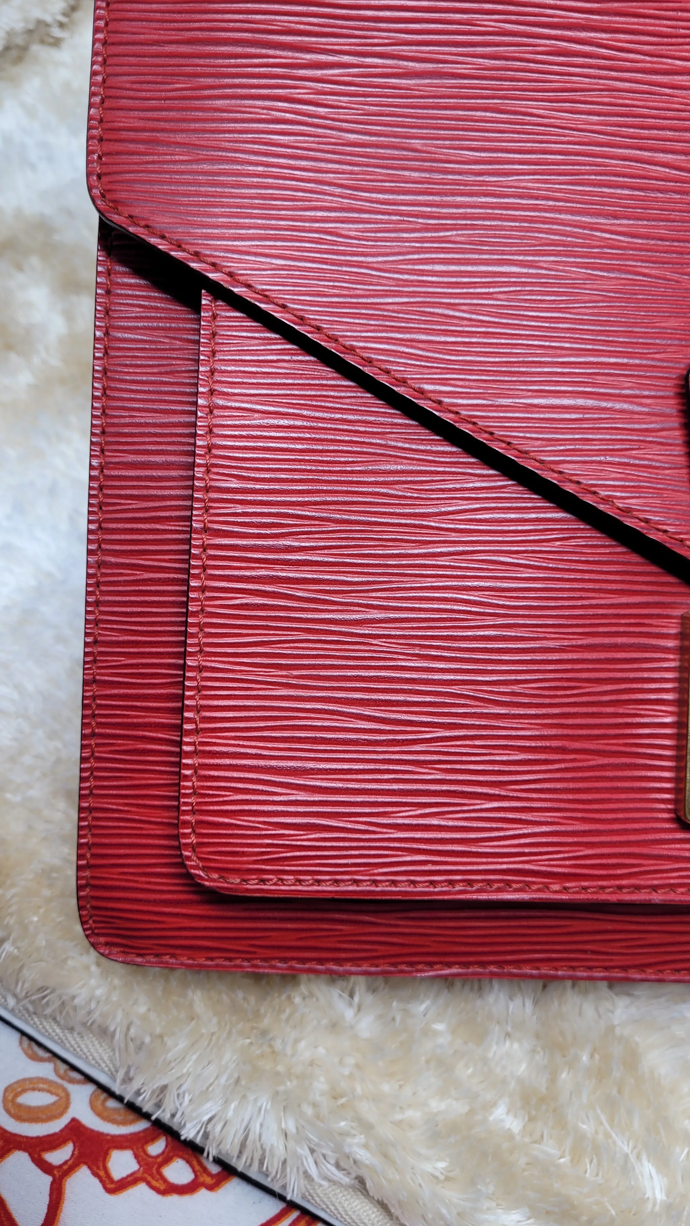 LOUIS VUITTON RED EPI MONCEAU CROSSBODY