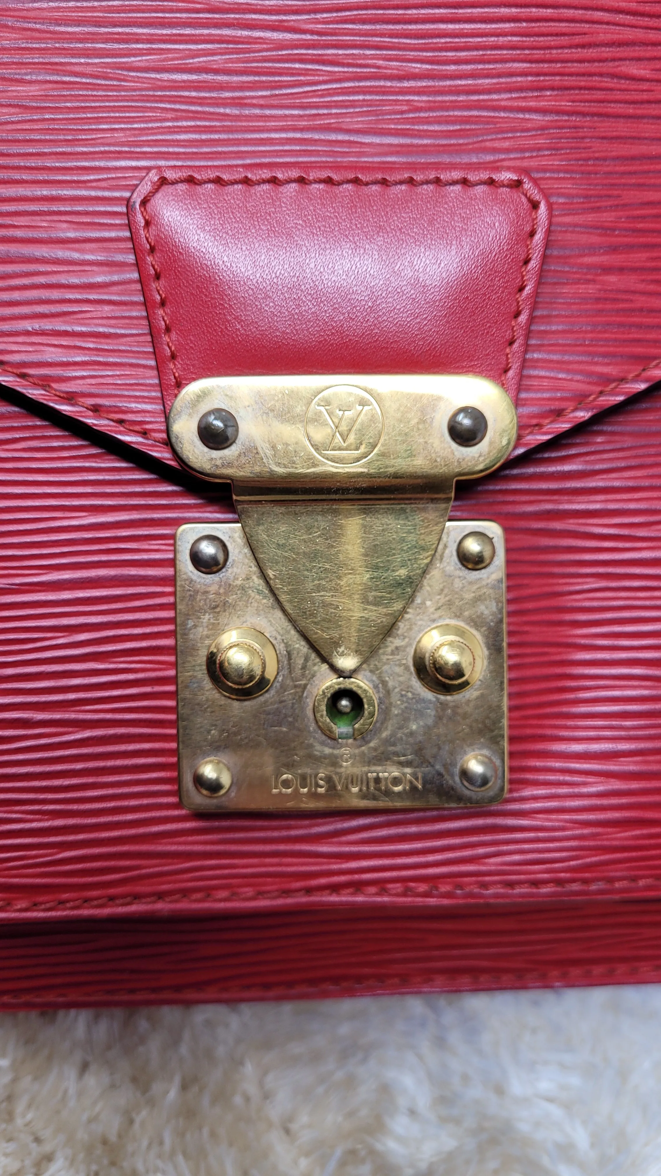LOUIS VUITTON RED EPI MONCEAU CROSSBODY