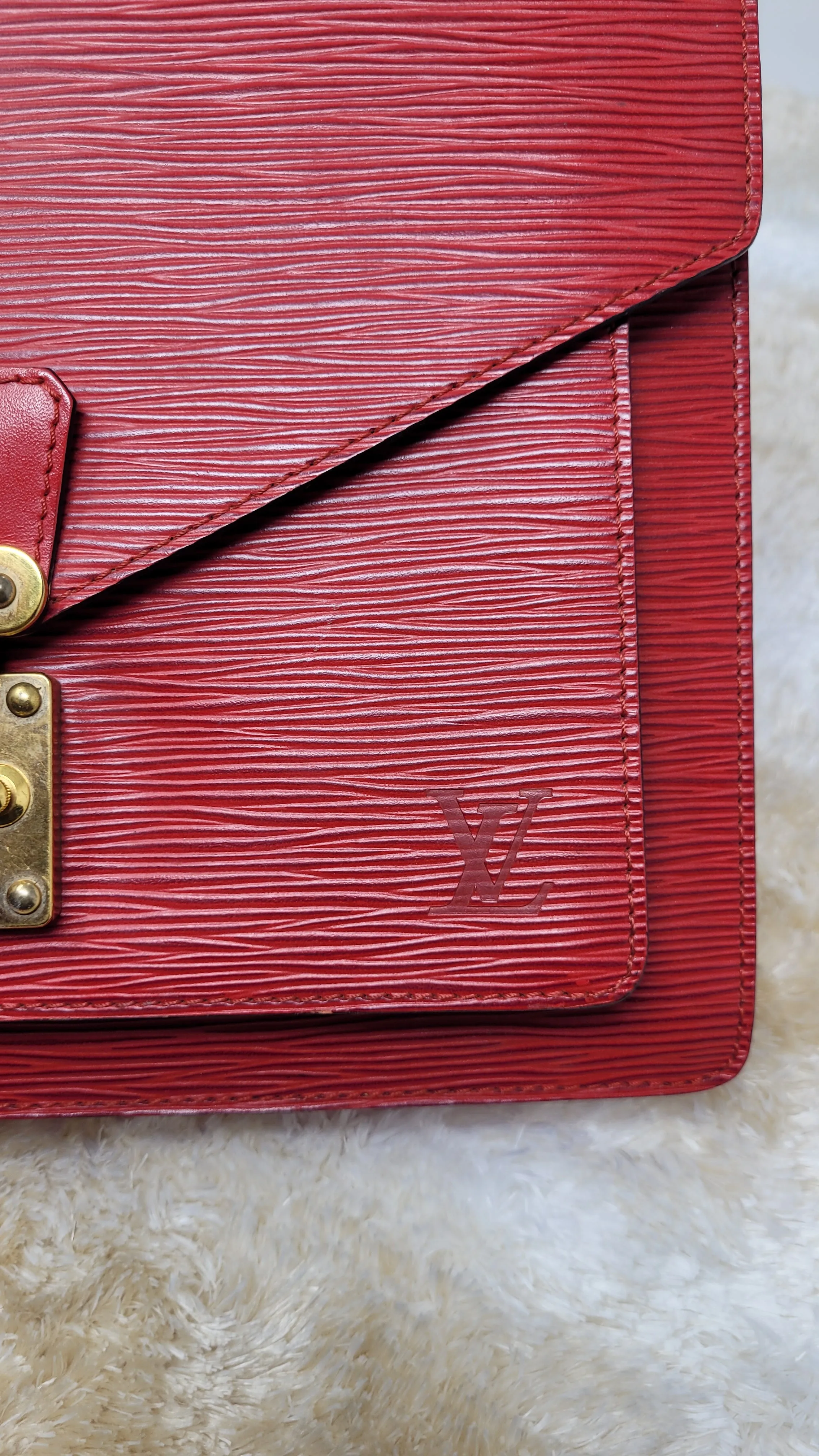 LOUIS VUITTON RED EPI MONCEAU CROSSBODY