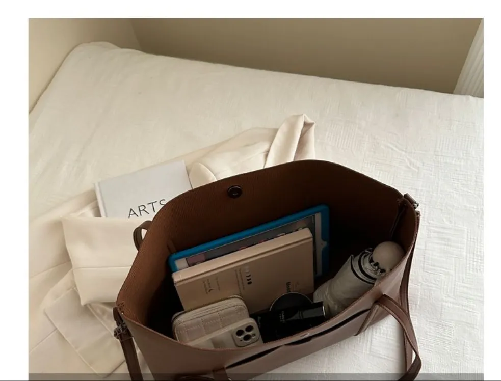 Massive Tote