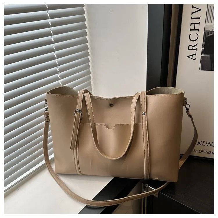 Massive Tote